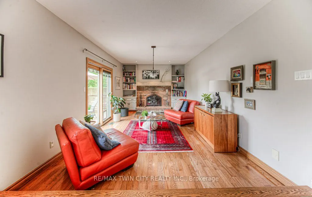 482 Appledale Crescent