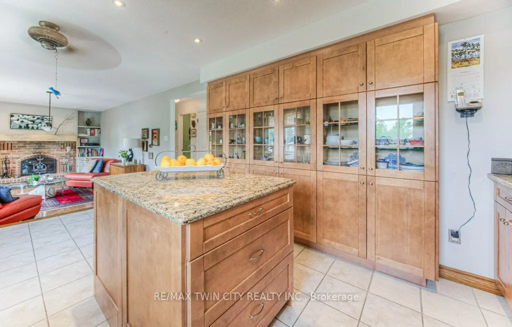 482 Appledale Crescent