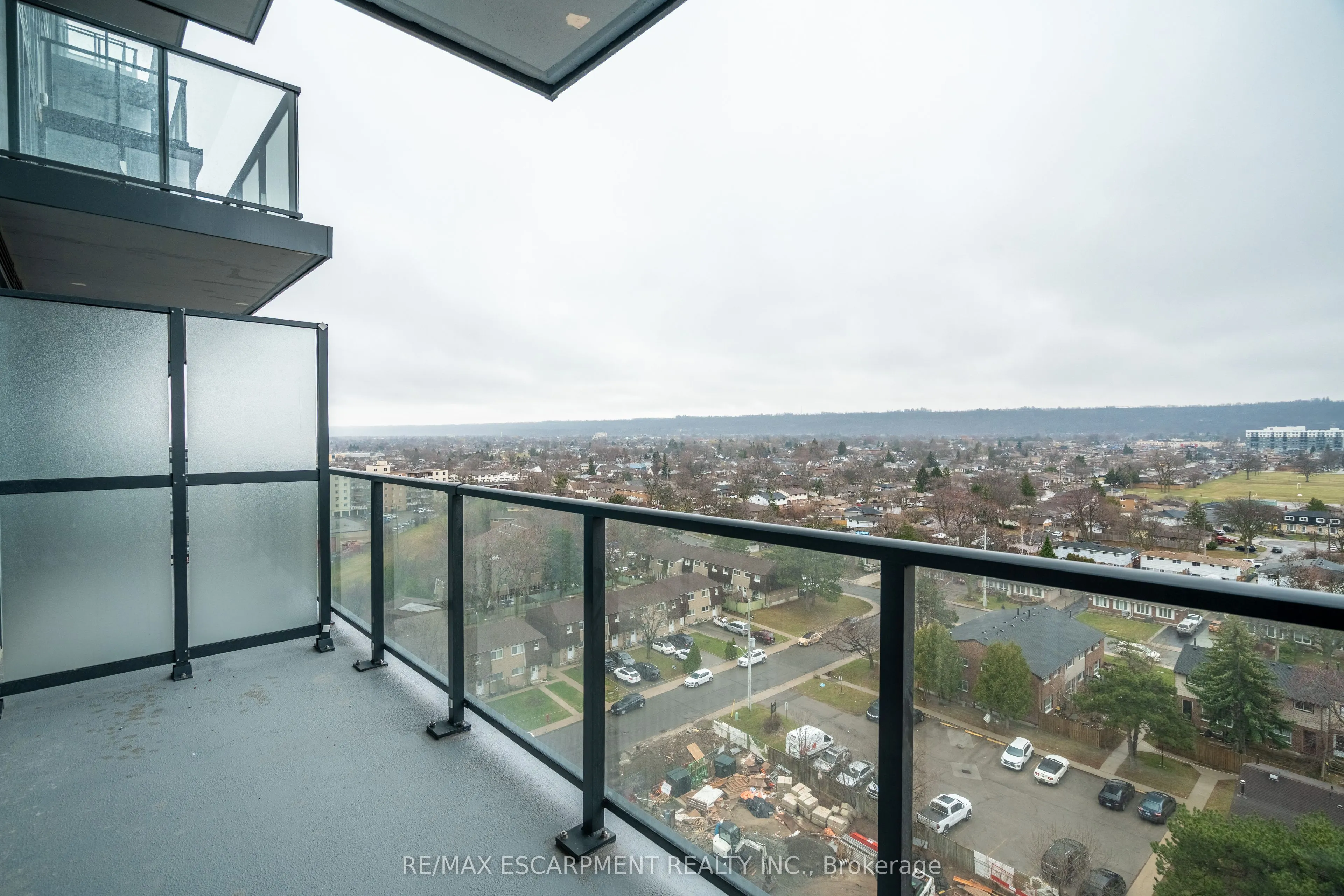 2782 Barton Street, #1002