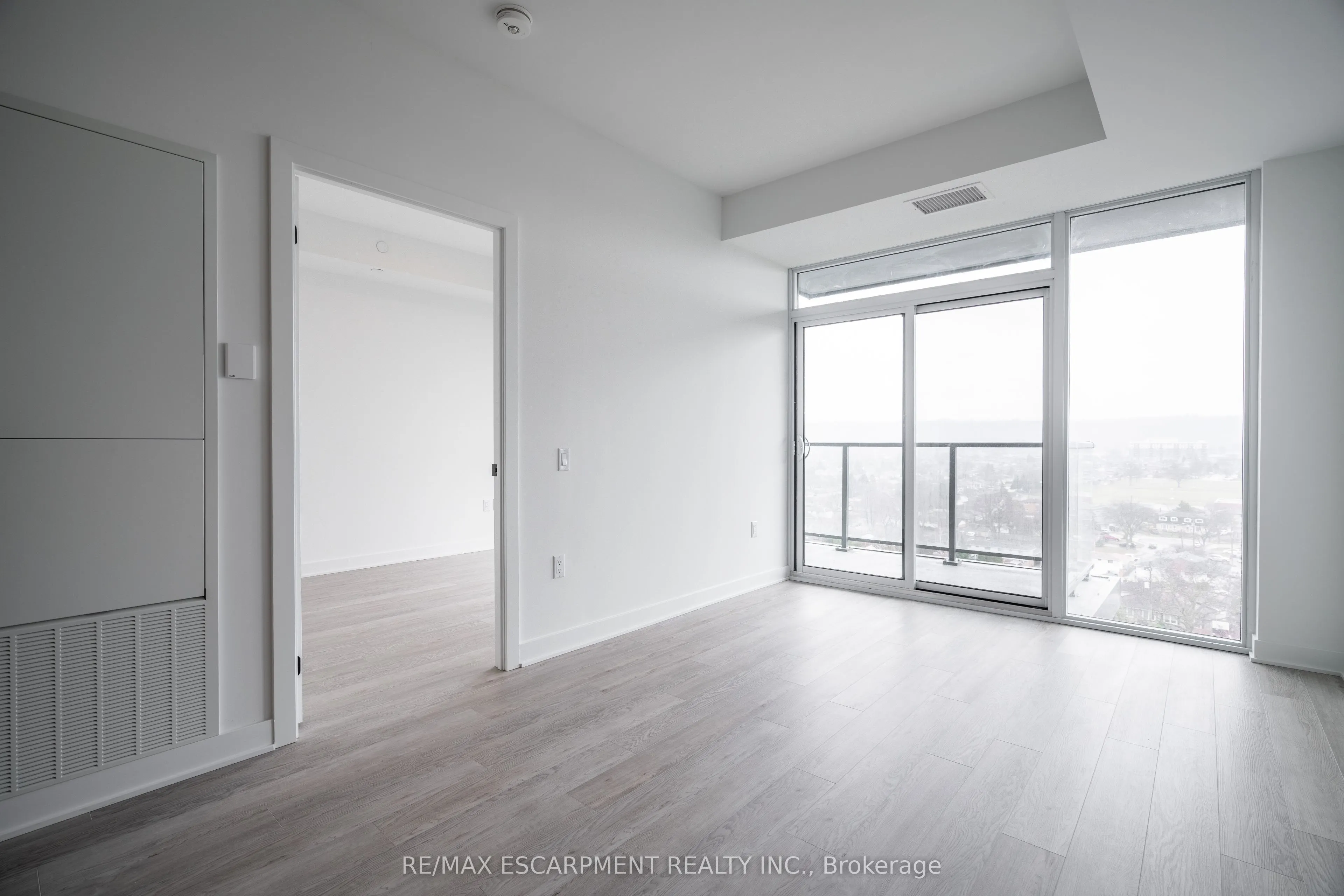 2782 Barton Street, #1002