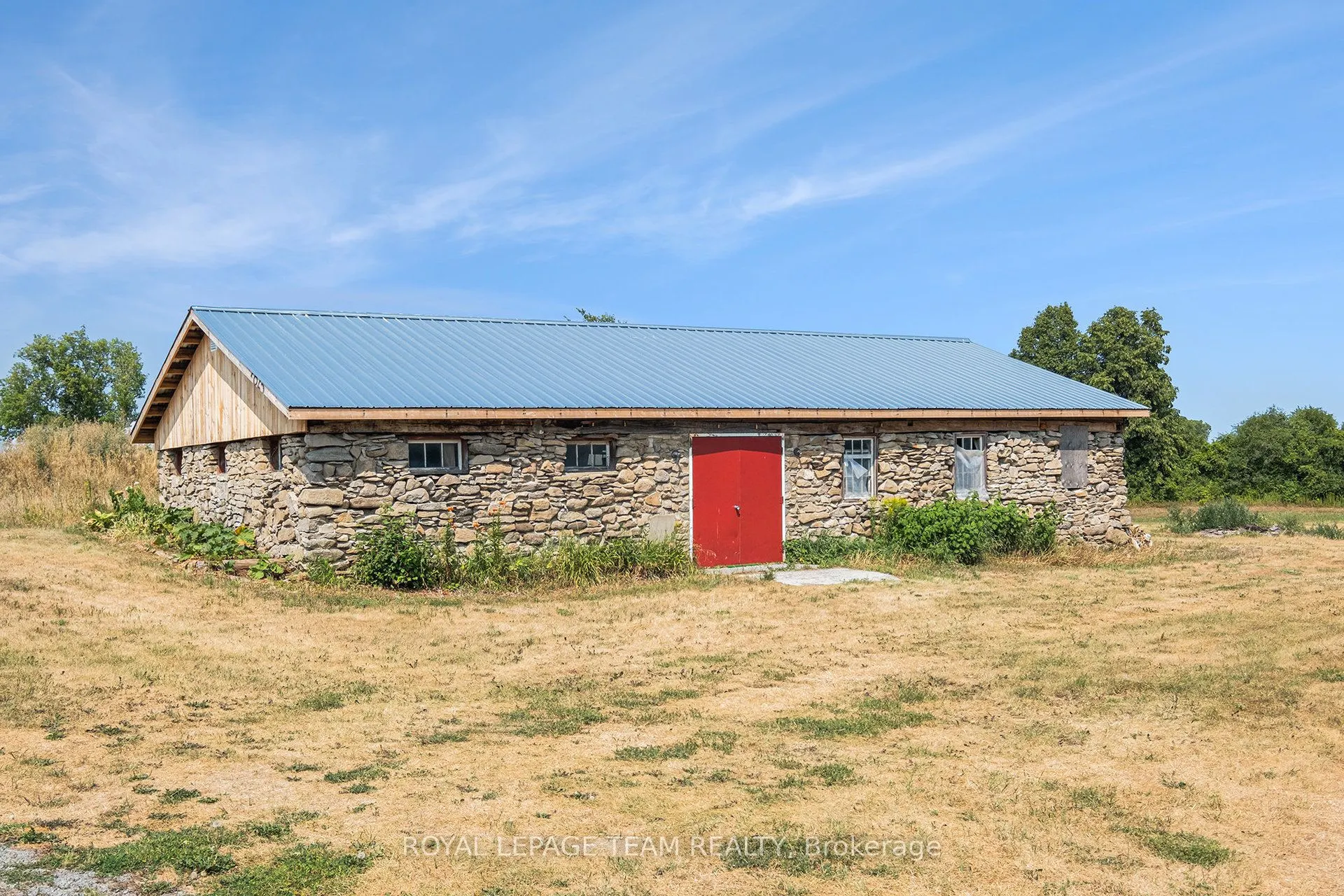 6109 Fourth Line Road W