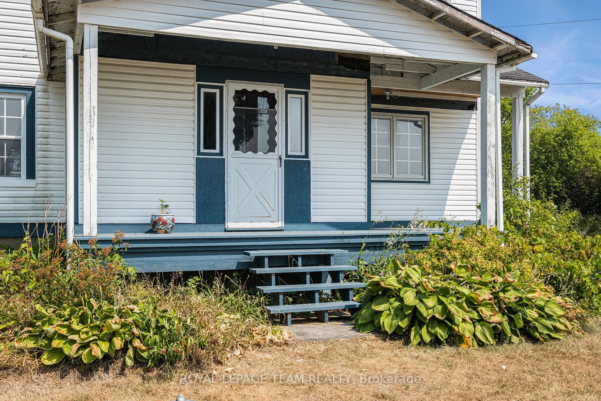 6109 Fourth Line Road W