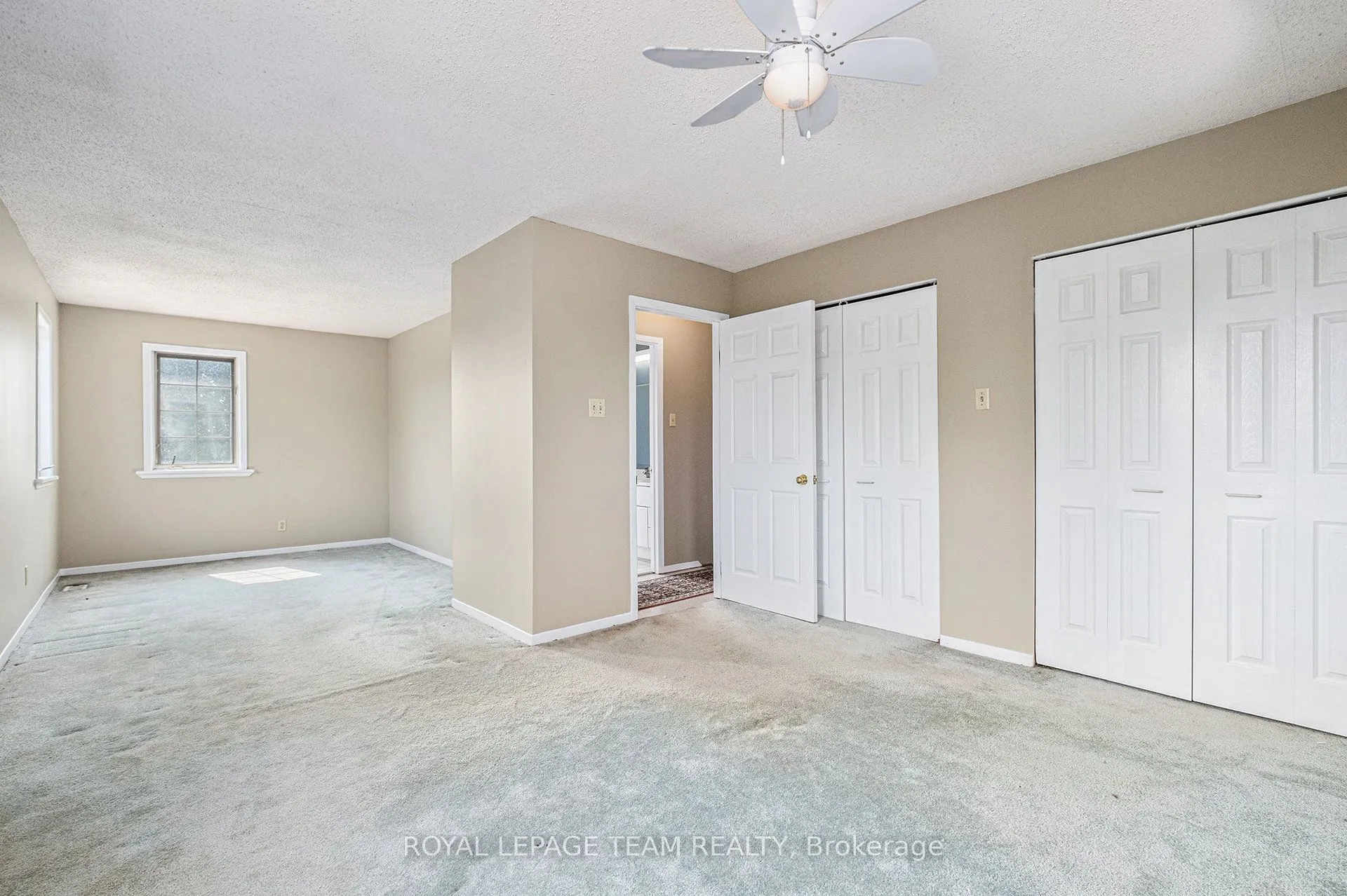 6109 Fourth Line Road W