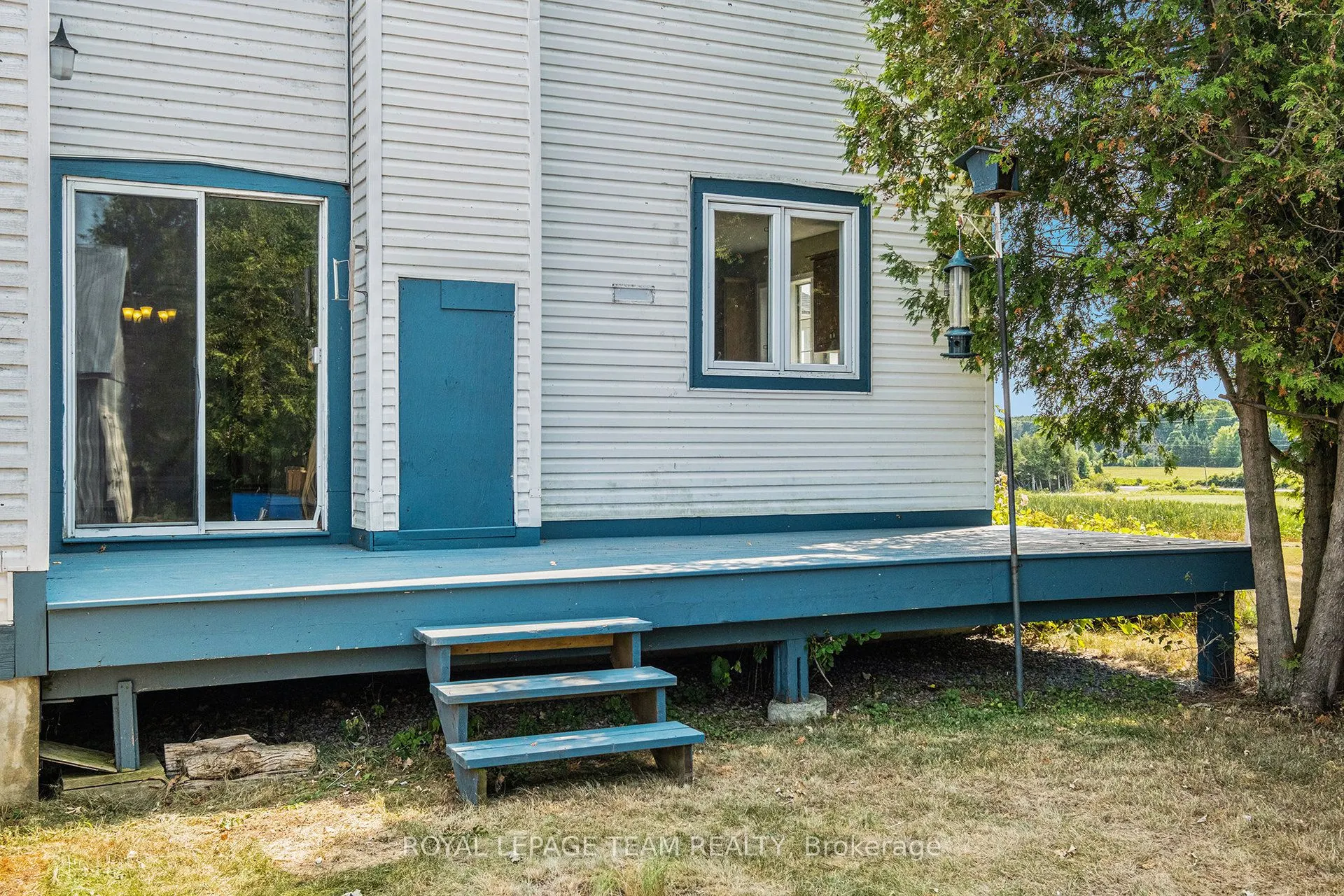 6109 Fourth Line Road W