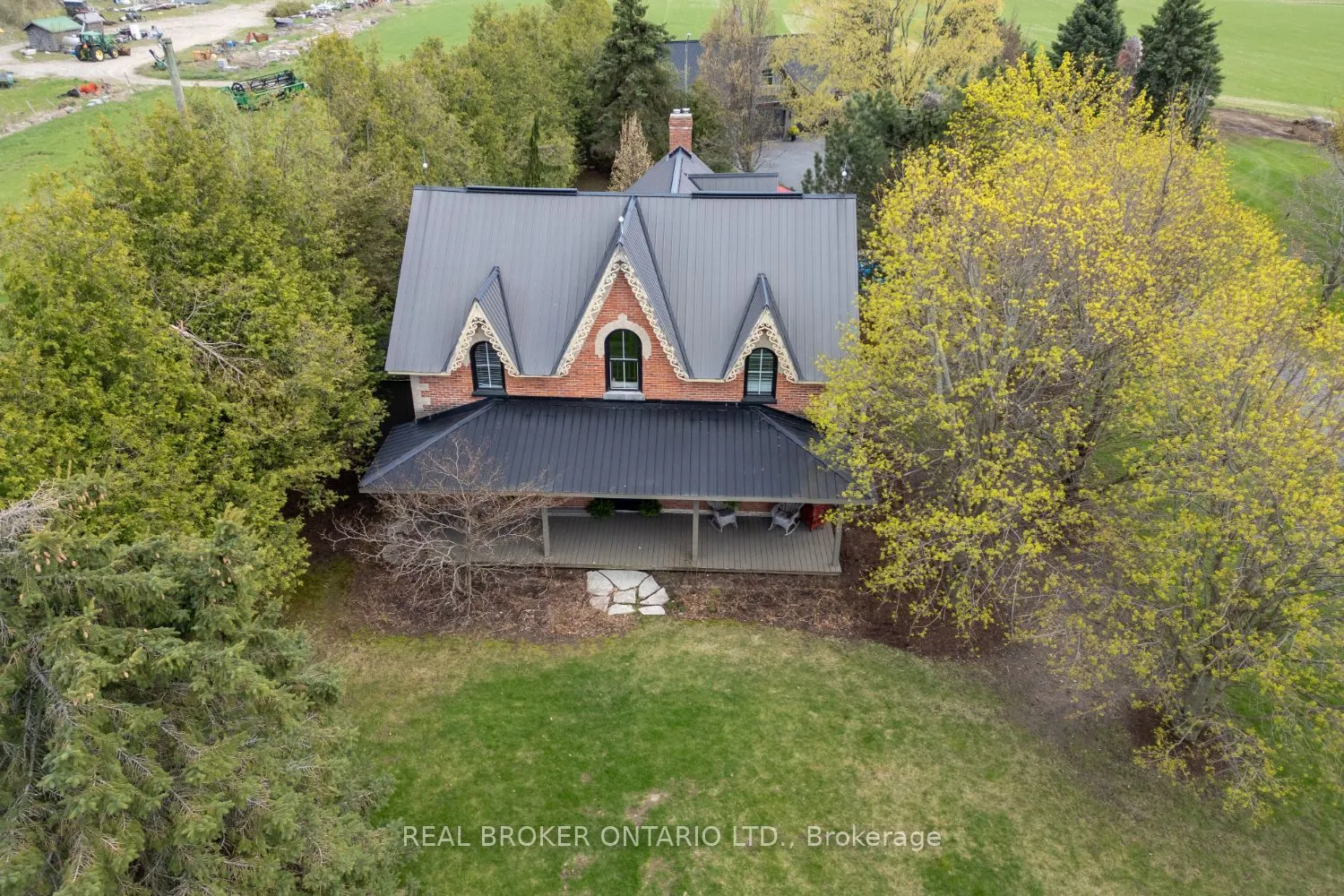 832 Highway 7A