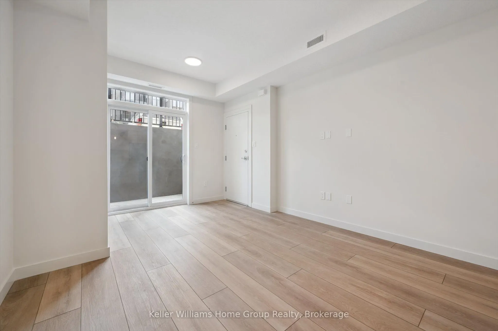 824 Woolwich Street, #137