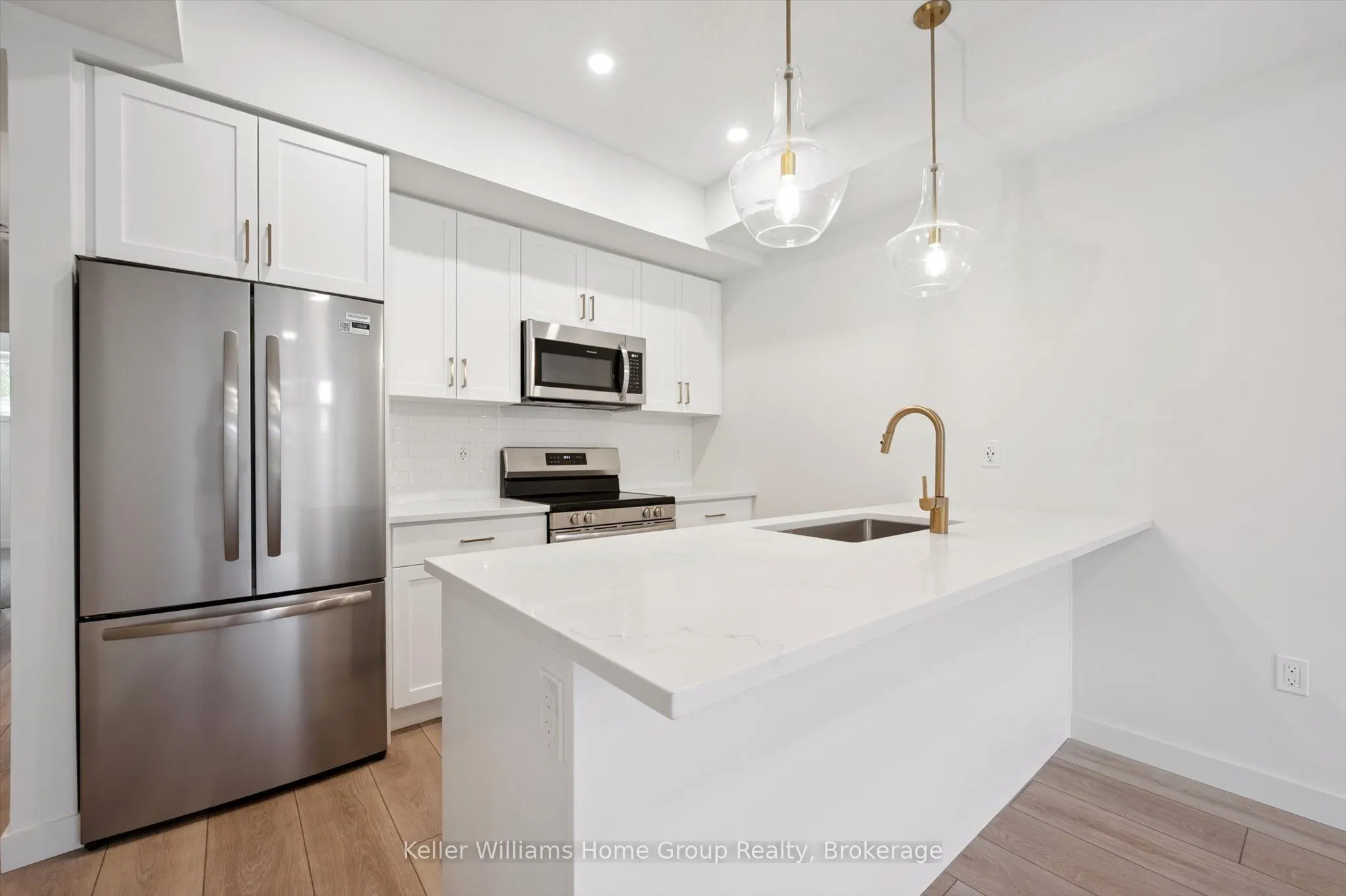 824 Woolwich Street, #137