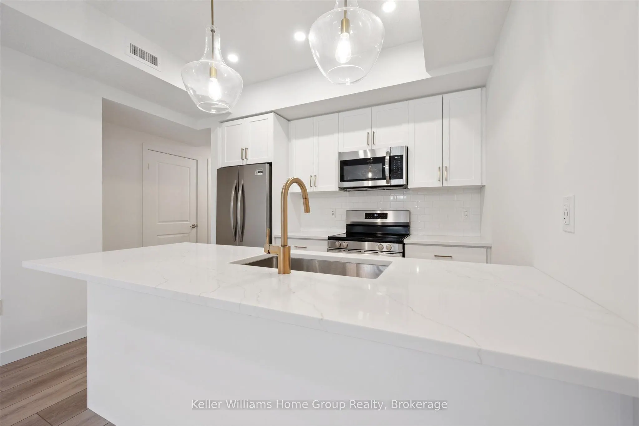824 Woolwich Street, #137