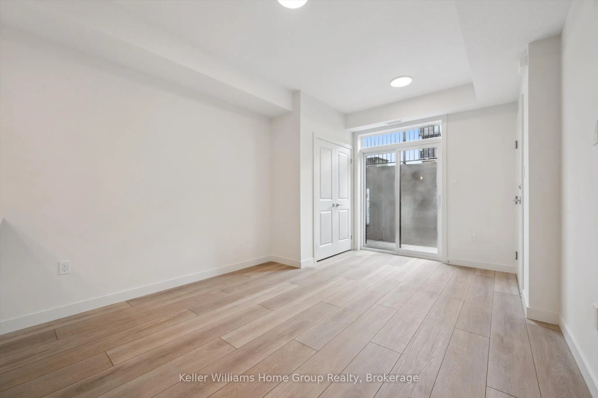 824 Woolwich Street, #137