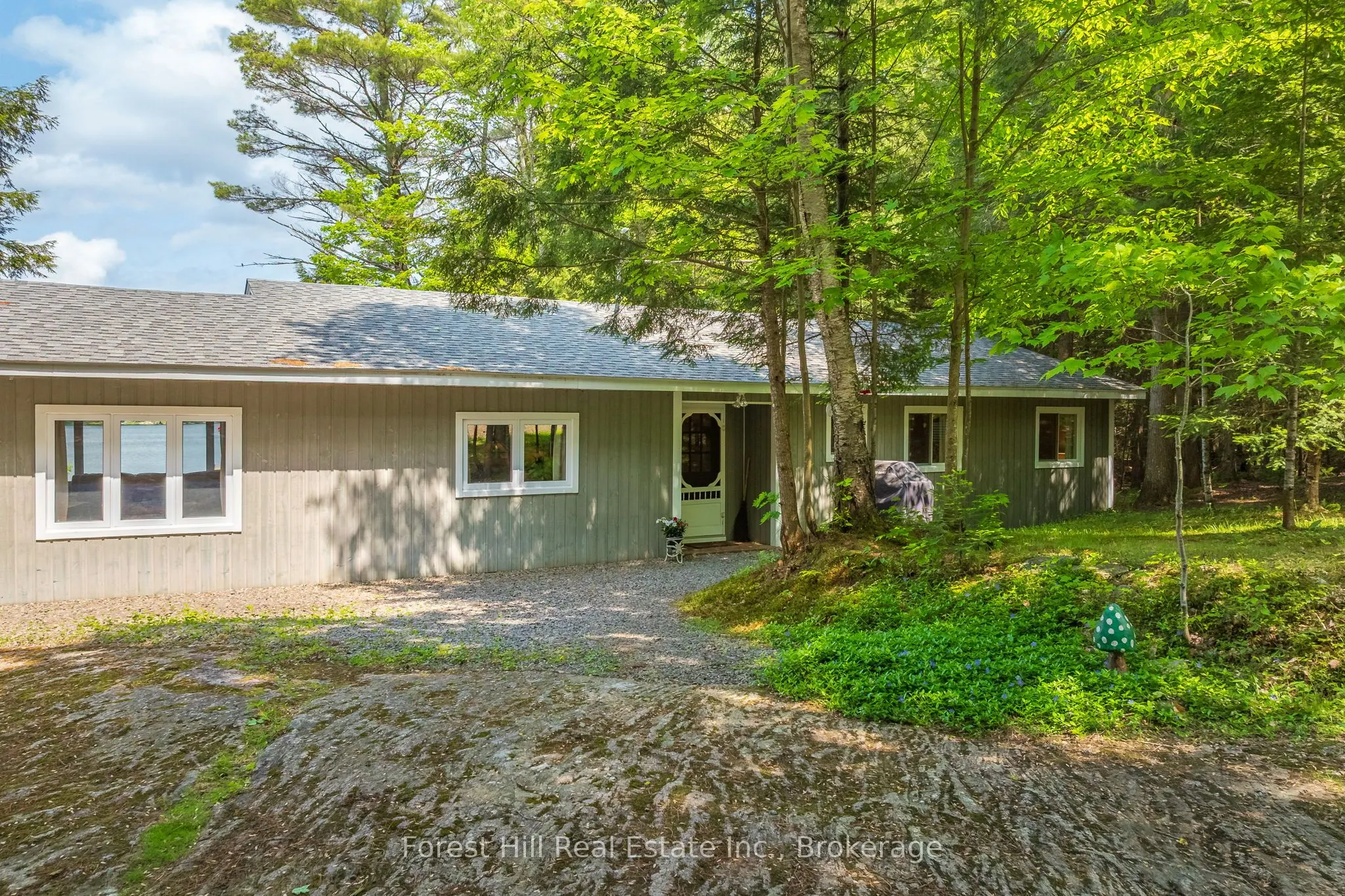 1274 Shoe Lake Road