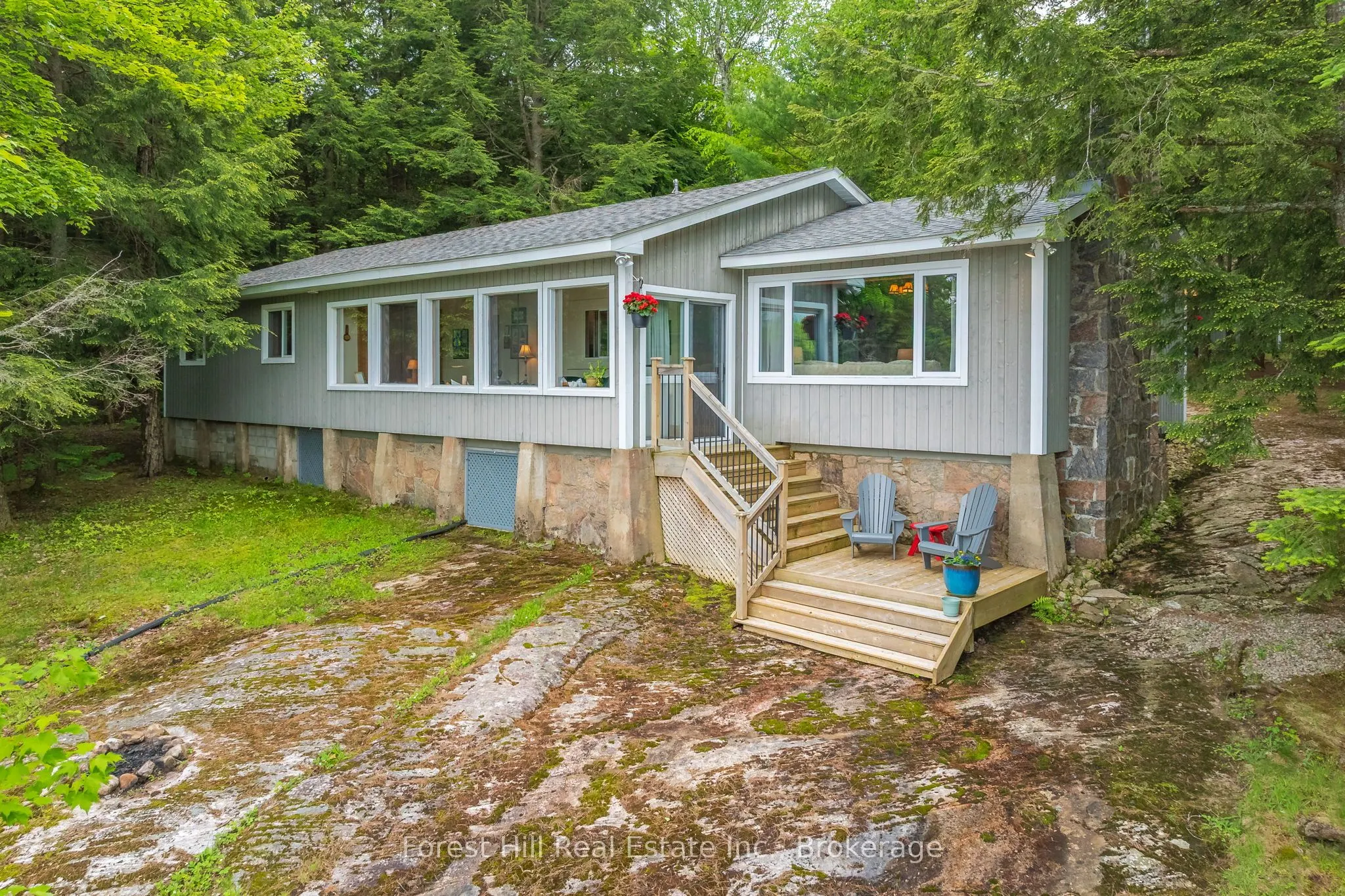 1274 Shoe Lake Road