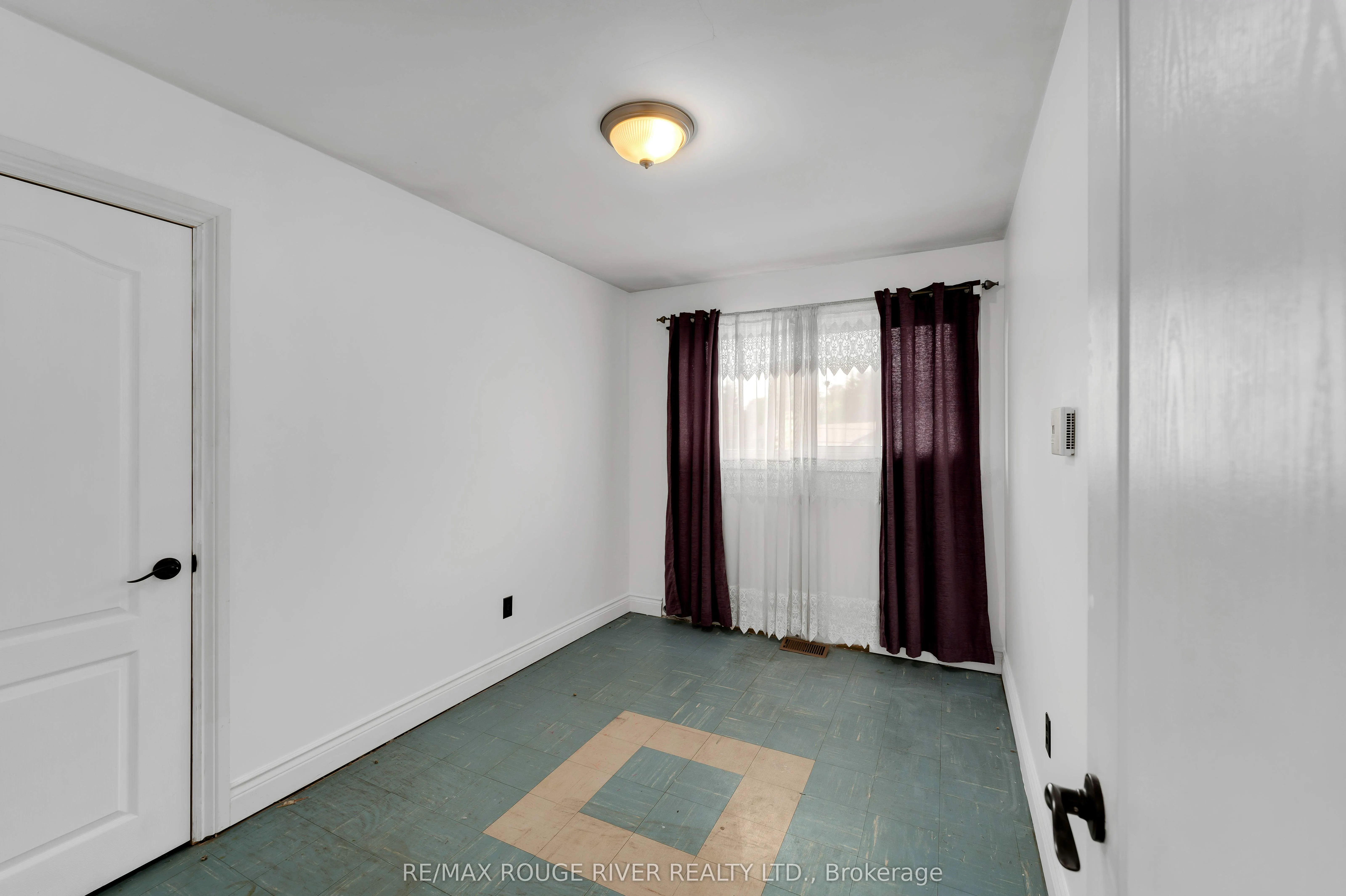 1261 Prince Charles Drive