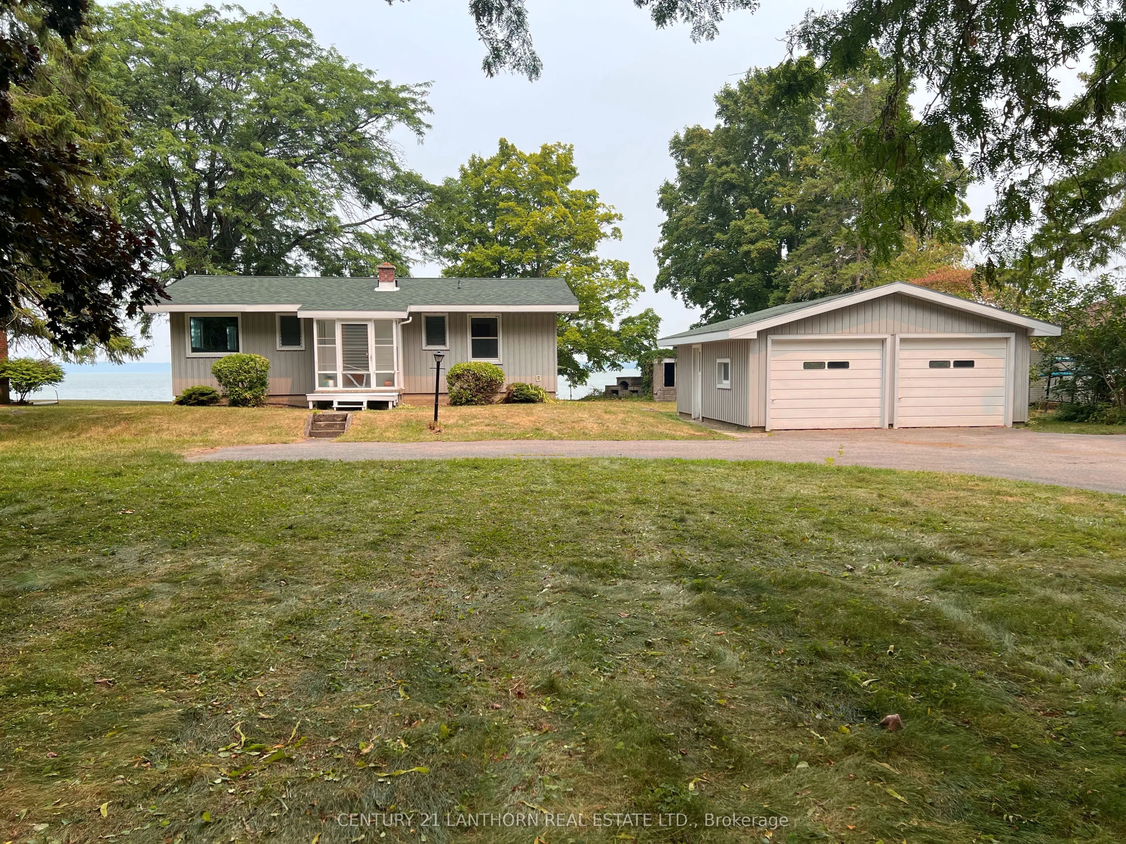 11468 Loyalist Parkway