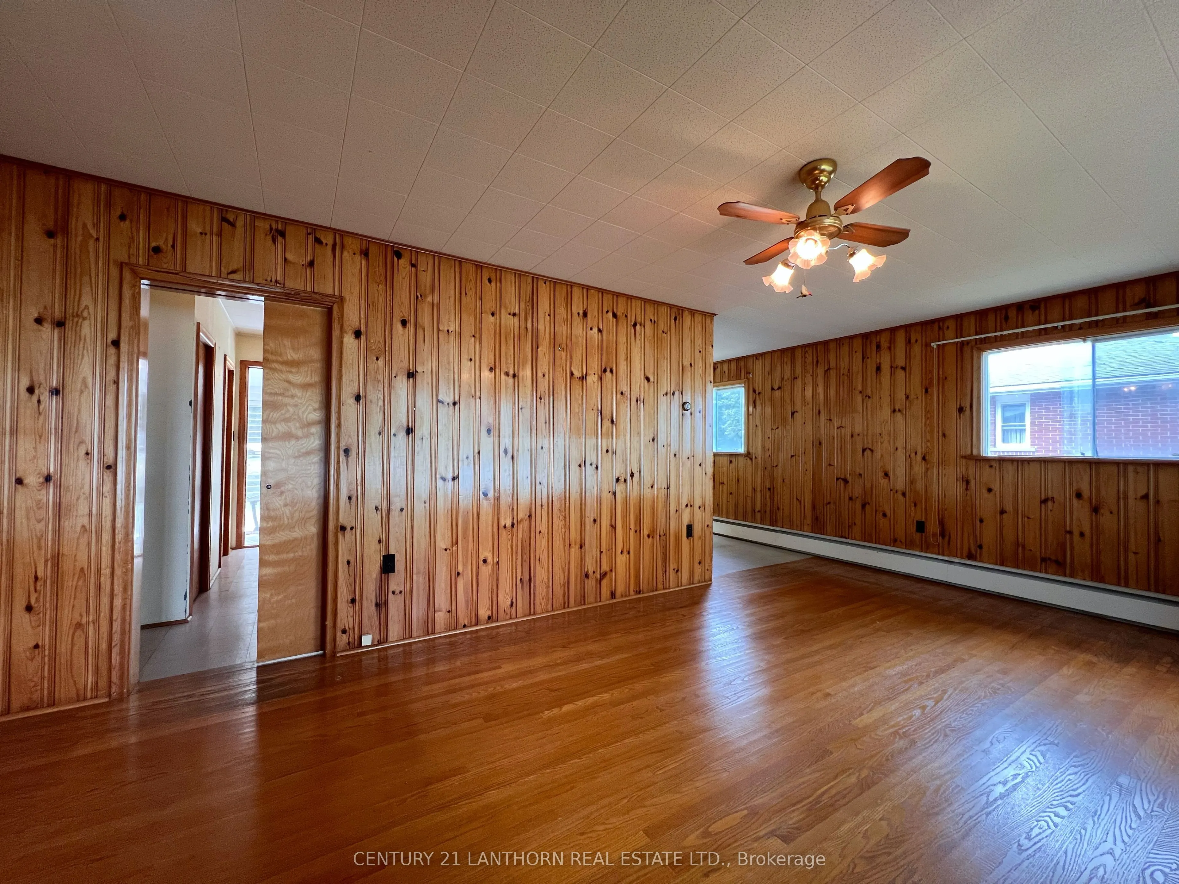 11468 Loyalist Parkway