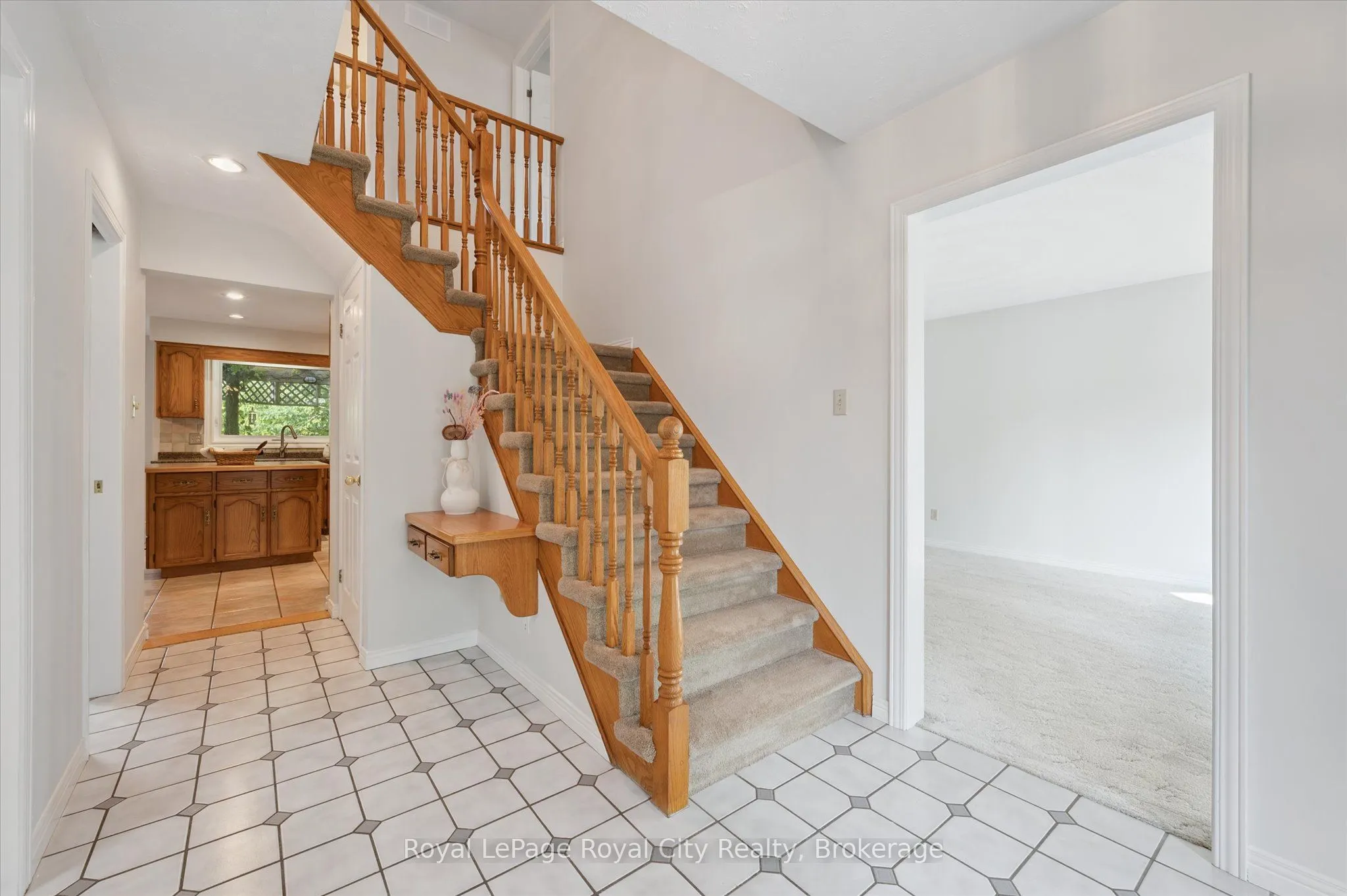 8 Forster Drive