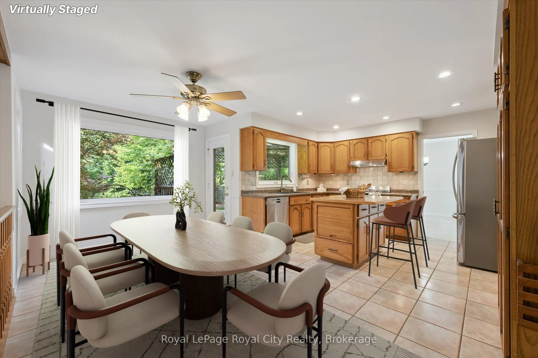 8 Forster Drive