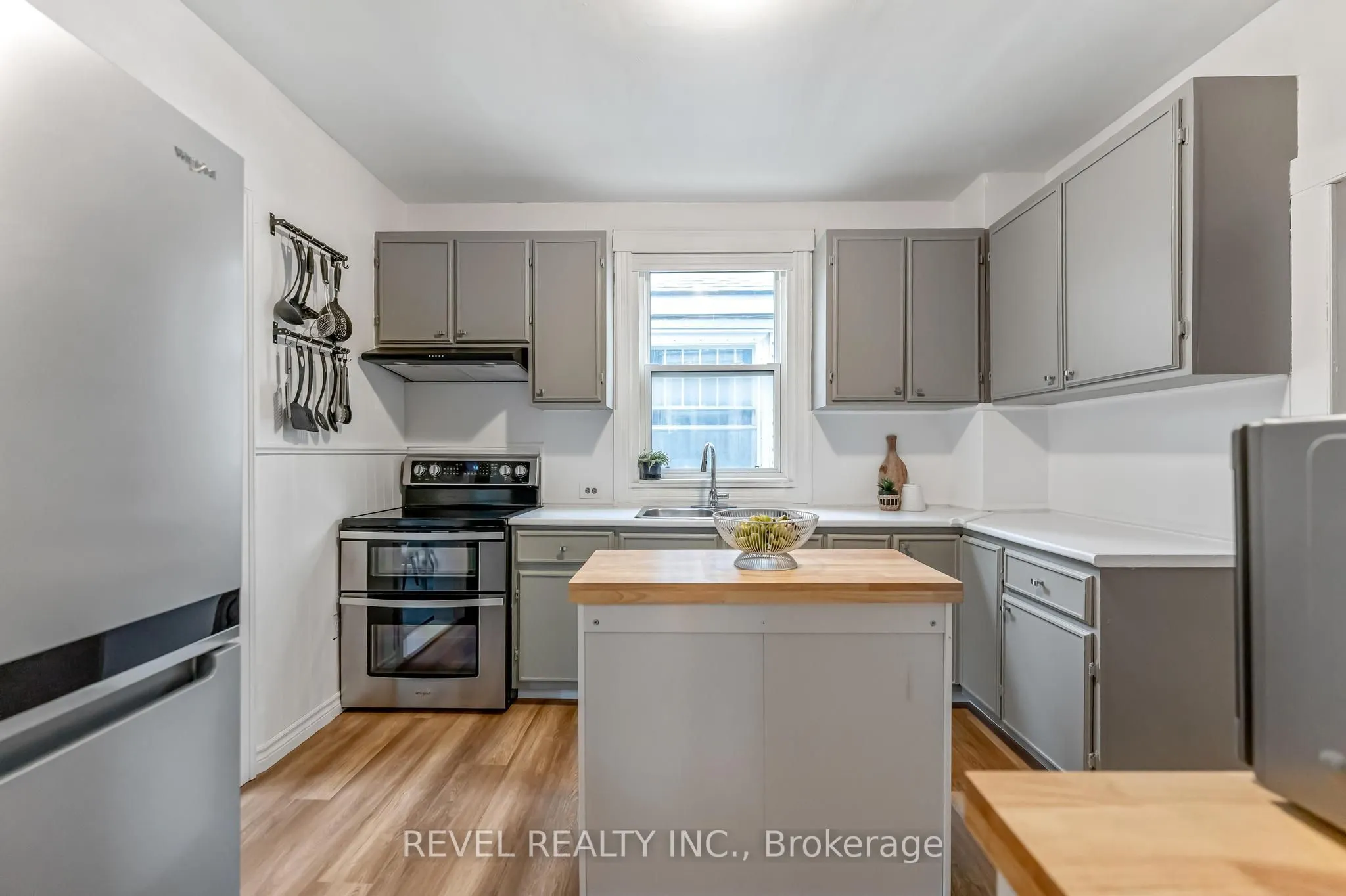 42 Berryman Avenue