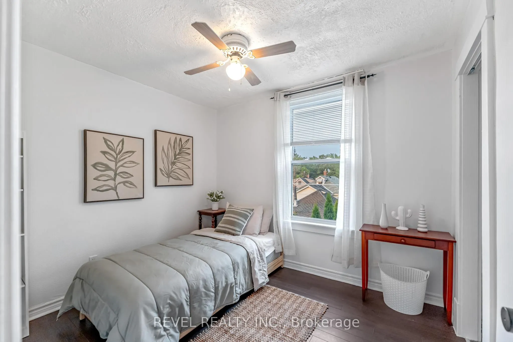 42 Berryman Avenue