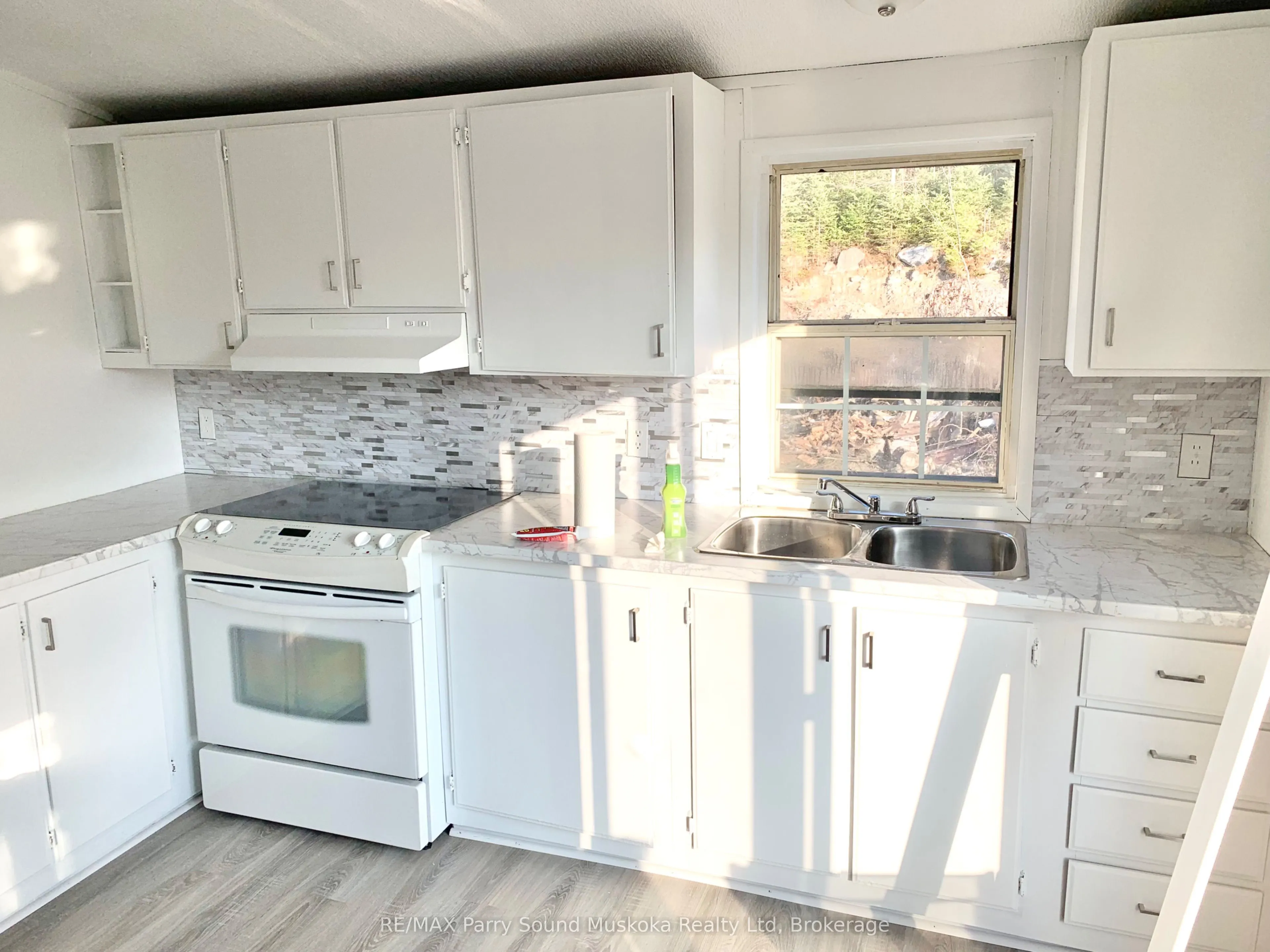 556 Highway 518 W