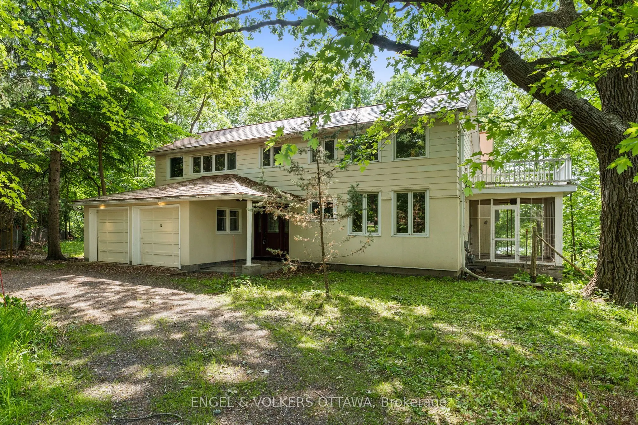 32 Ryeburn Drive