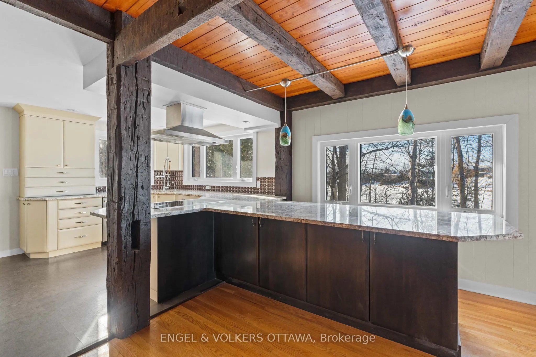 32 Ryeburn Drive