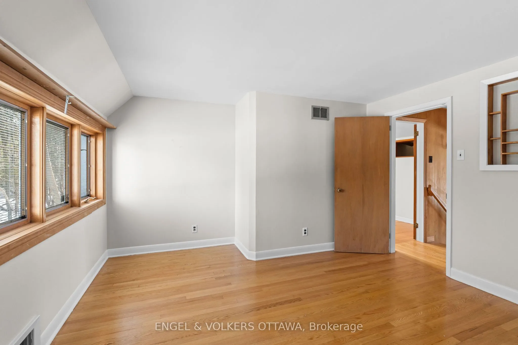 32 Ryeburn Drive