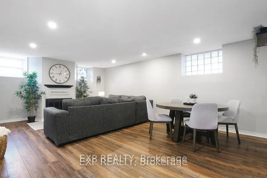 244 CHARLOTTE Street, #1