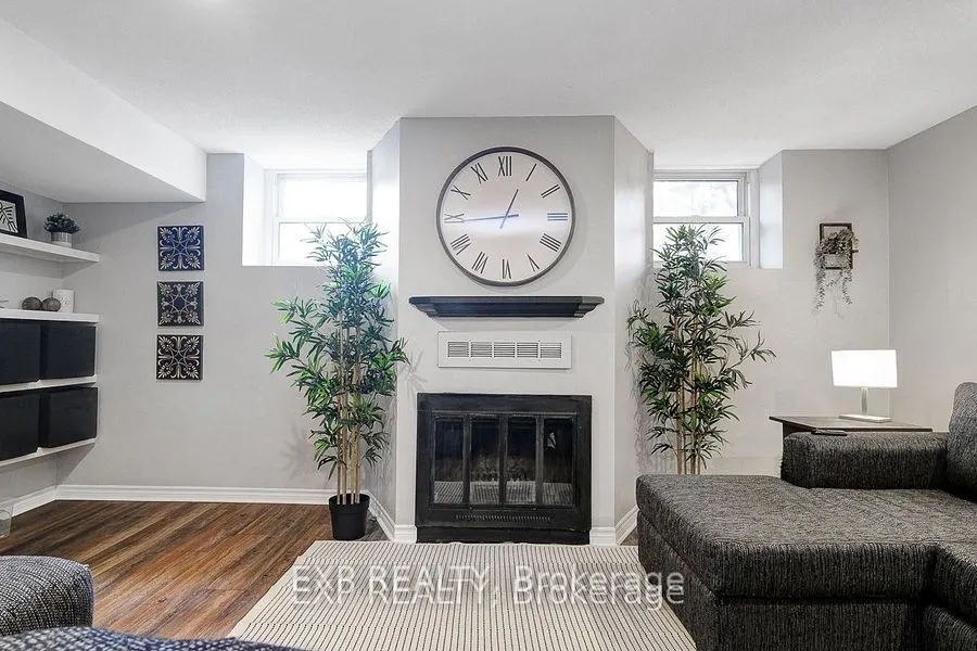 244 CHARLOTTE Street, #1