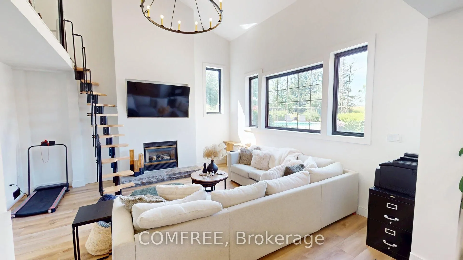 477 Fairview Street
