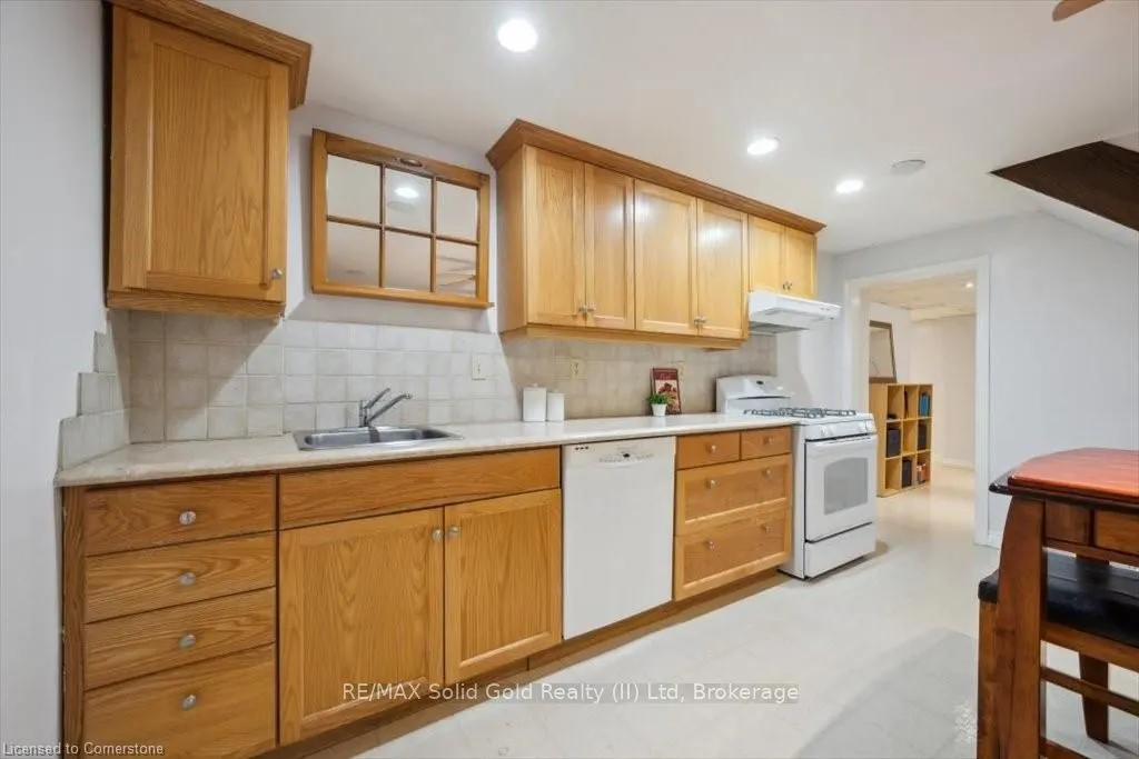 312 Craigleith Drive