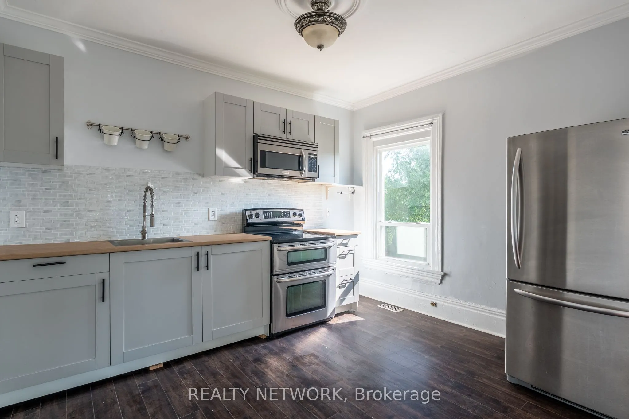 301 Grand River Avenue