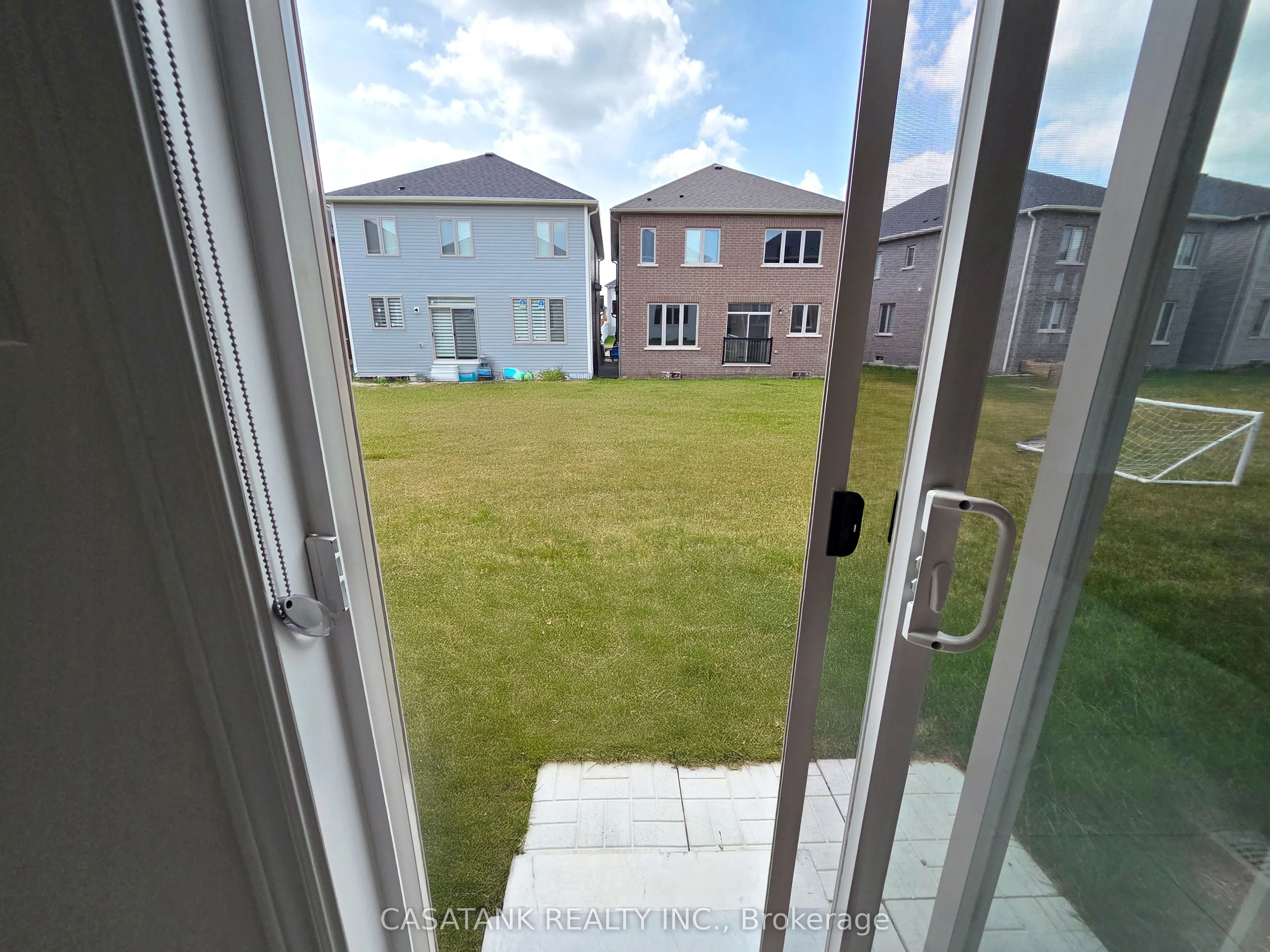 372 Leanne Lane