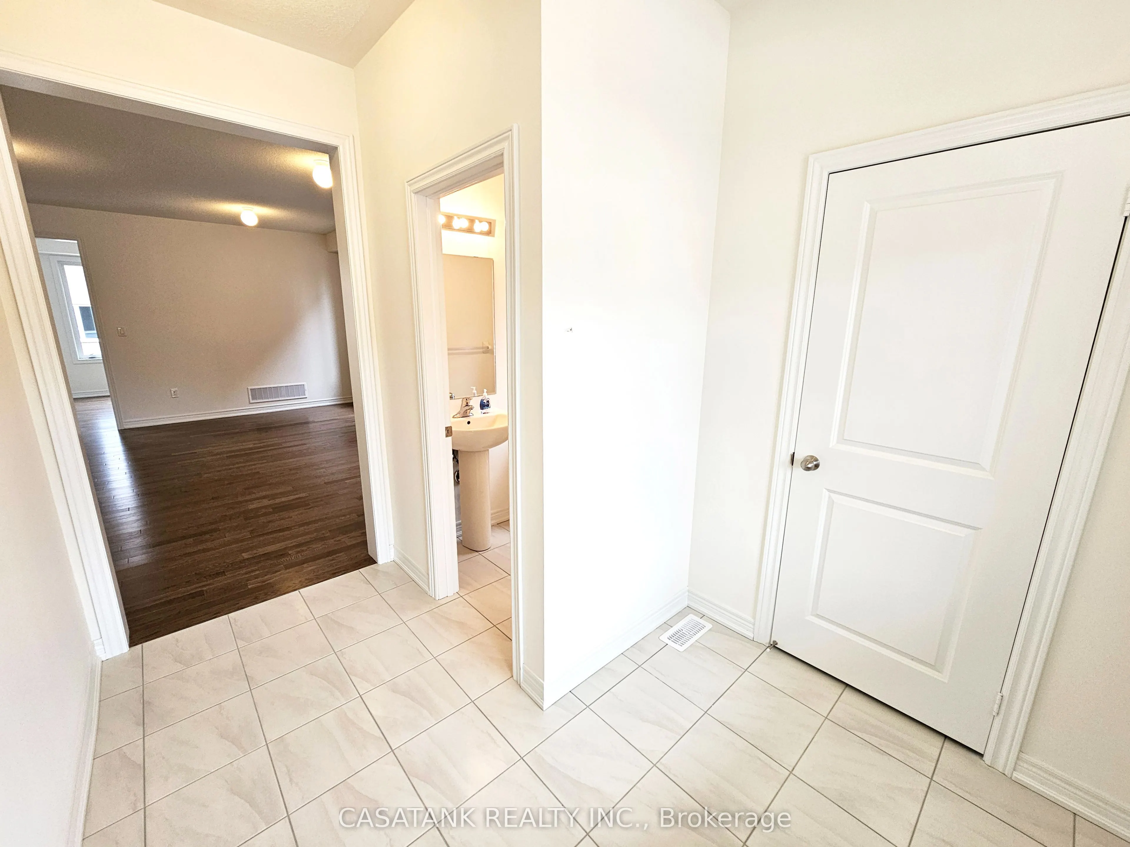372 Leanne Lane
