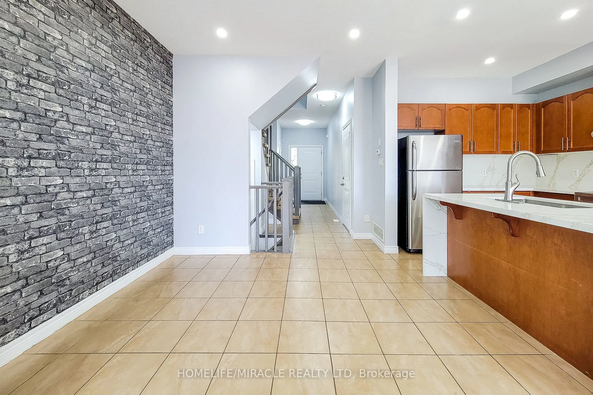 77 Highgate Drive