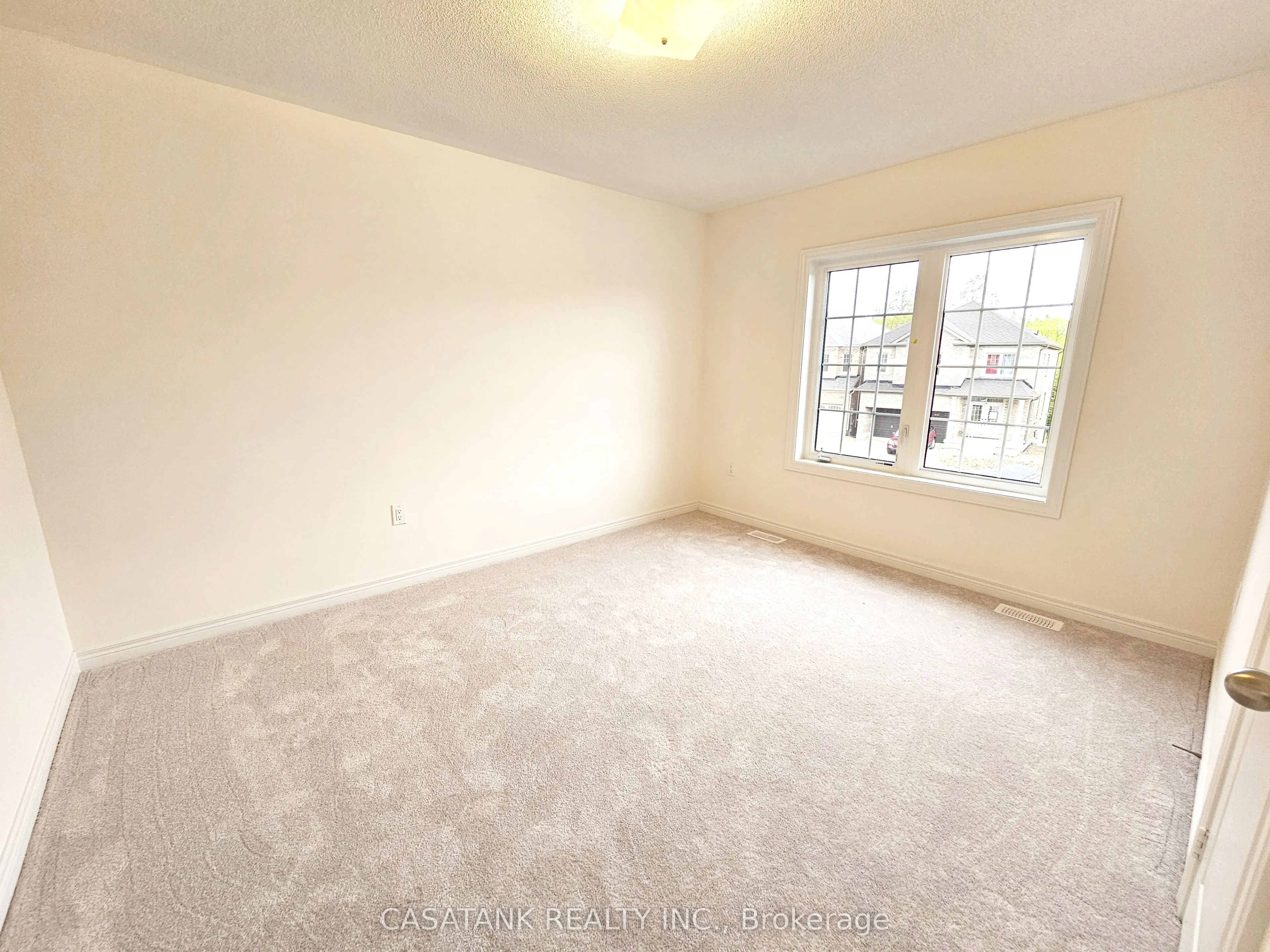 372 Leanne Lane