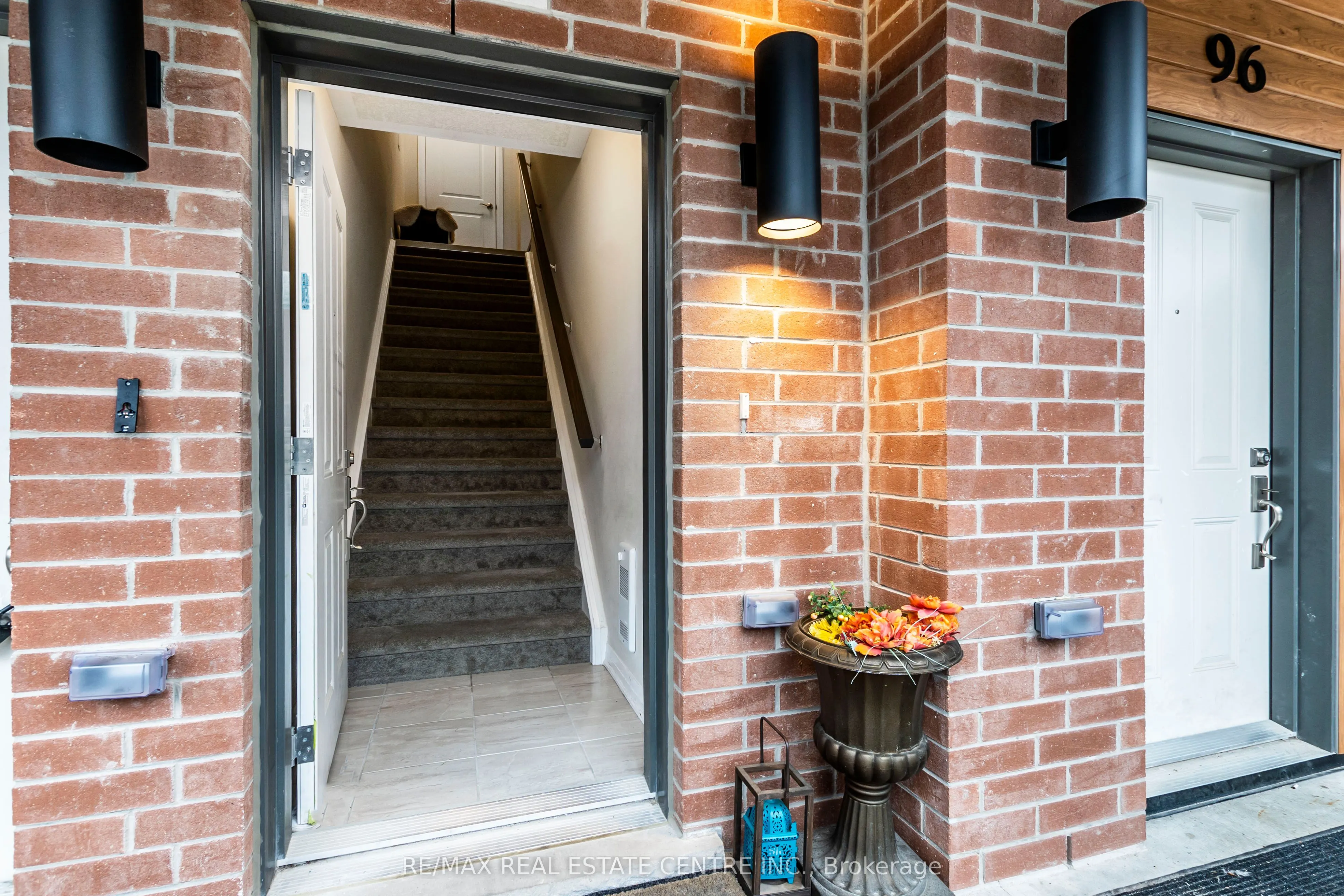 25 Isherwood Avenue, #95