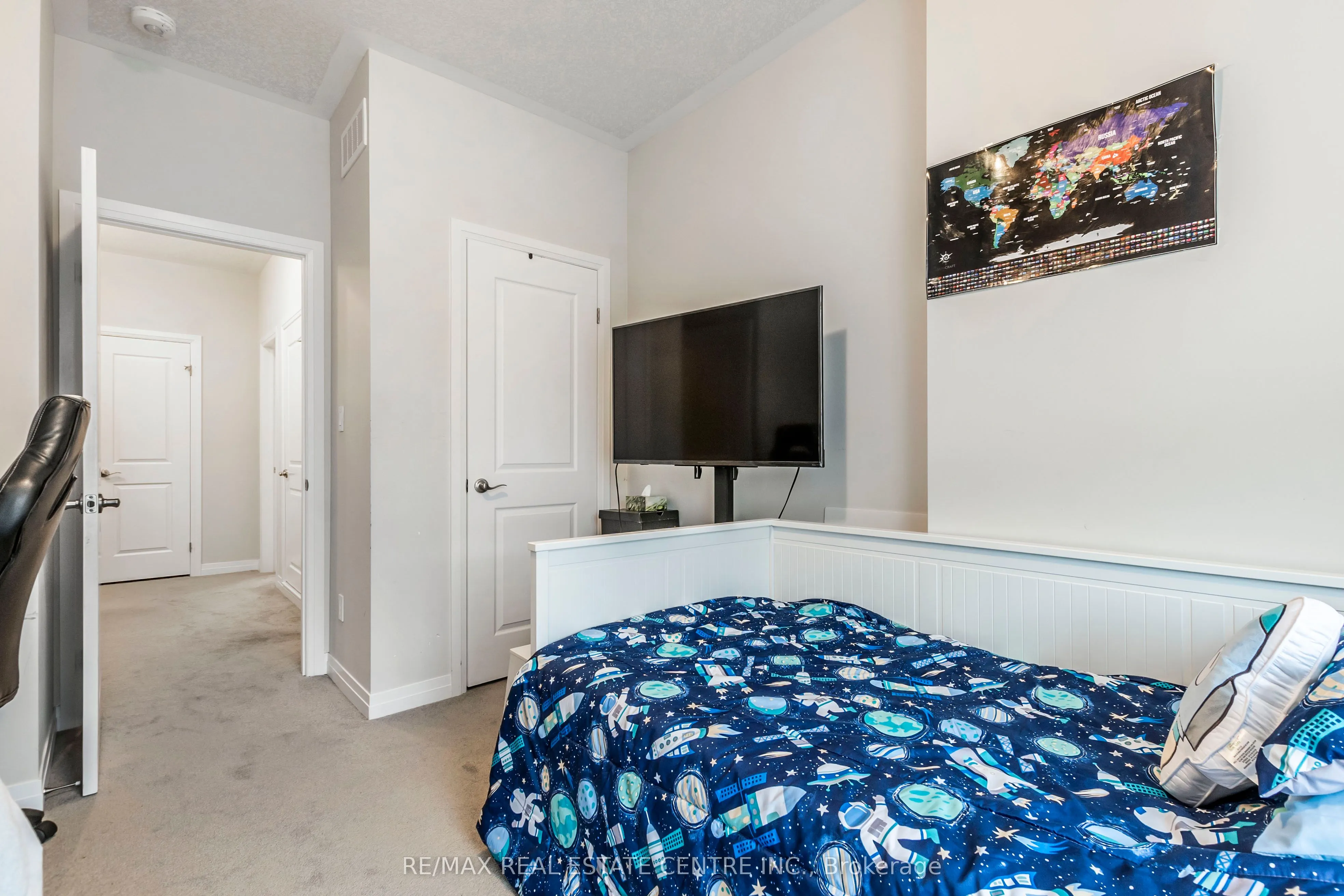 25 Isherwood Avenue, #95