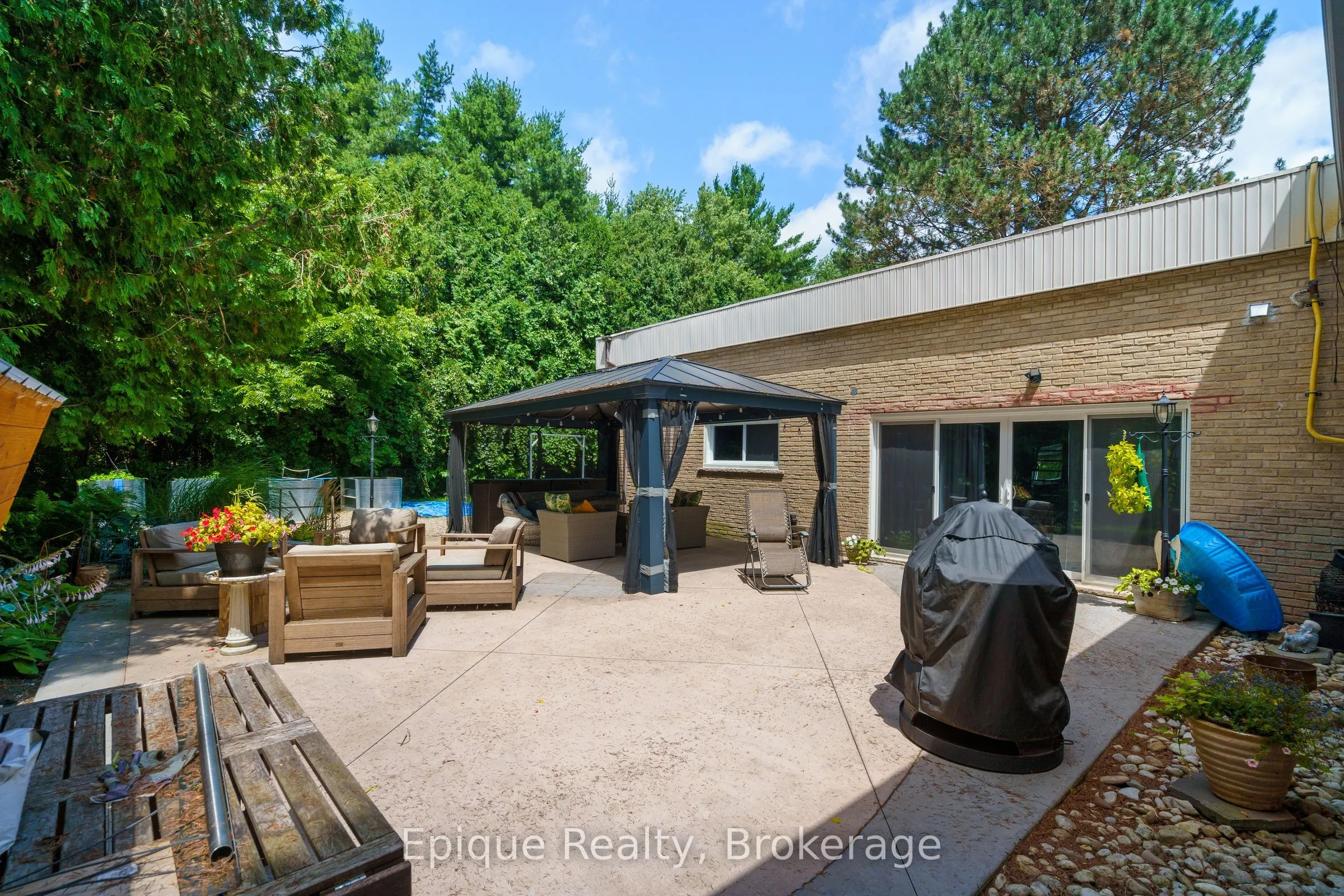 235 Concession 11 Road E