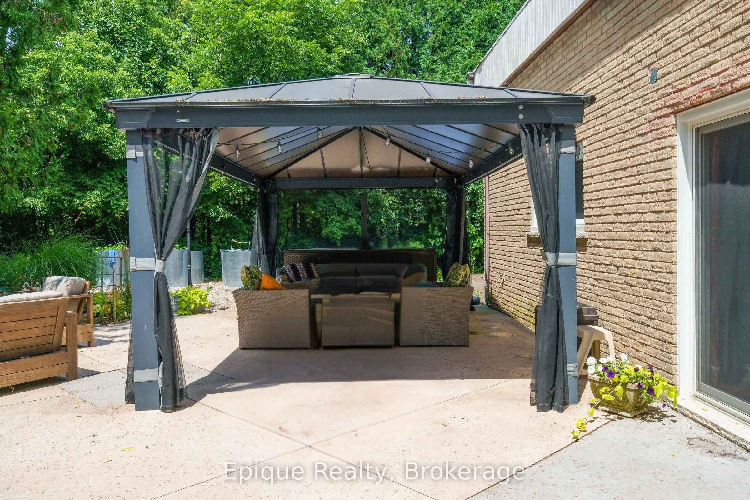 235 Concession 11 Road E