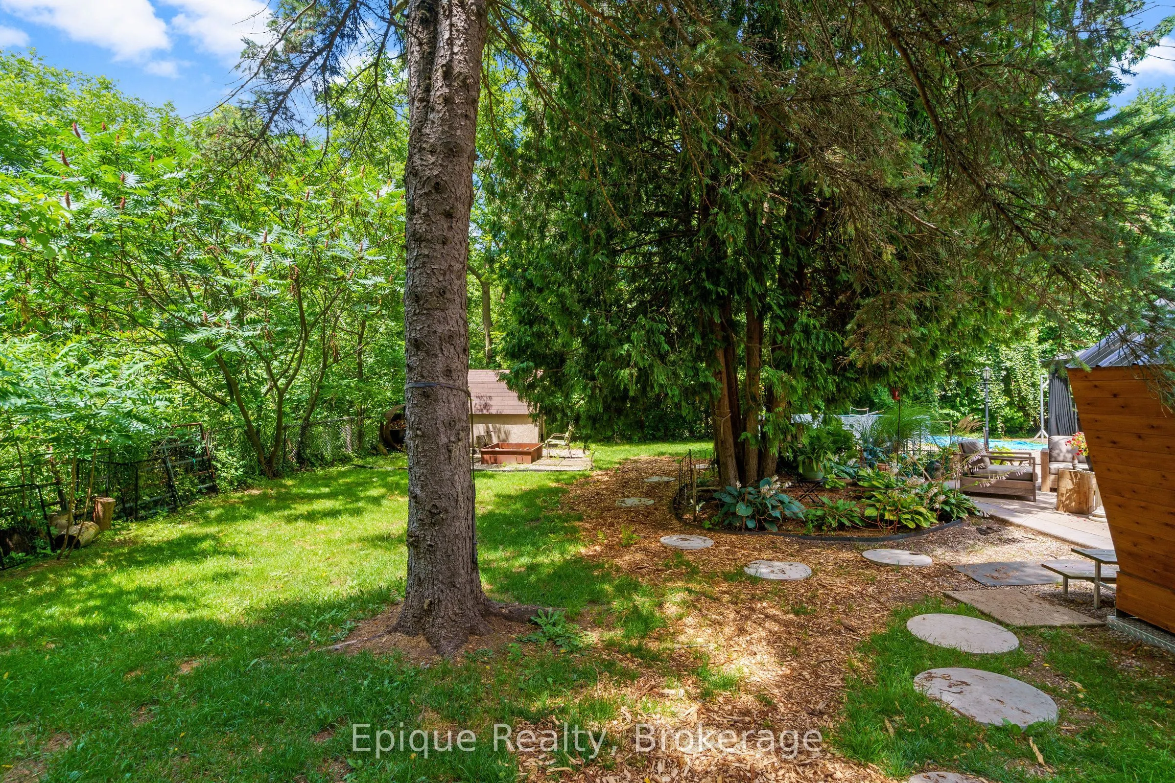 235 Concession 11 Road E