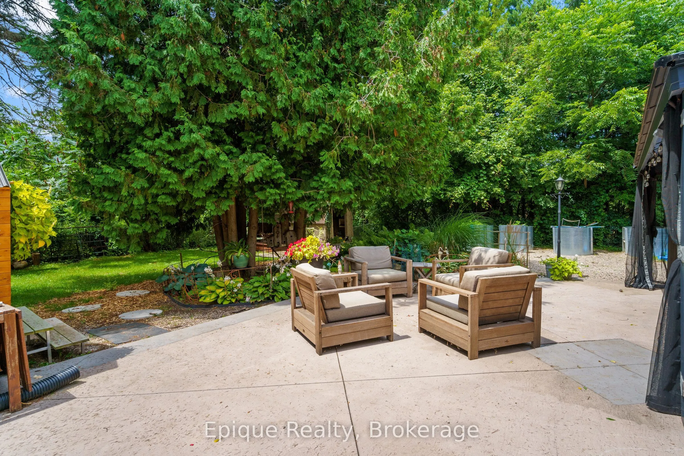 235 Concession 11 Road E