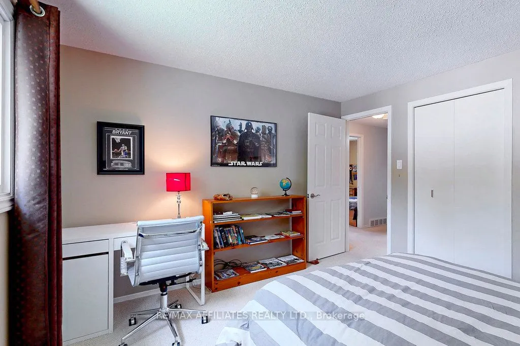 22 Red Maple Crescent
