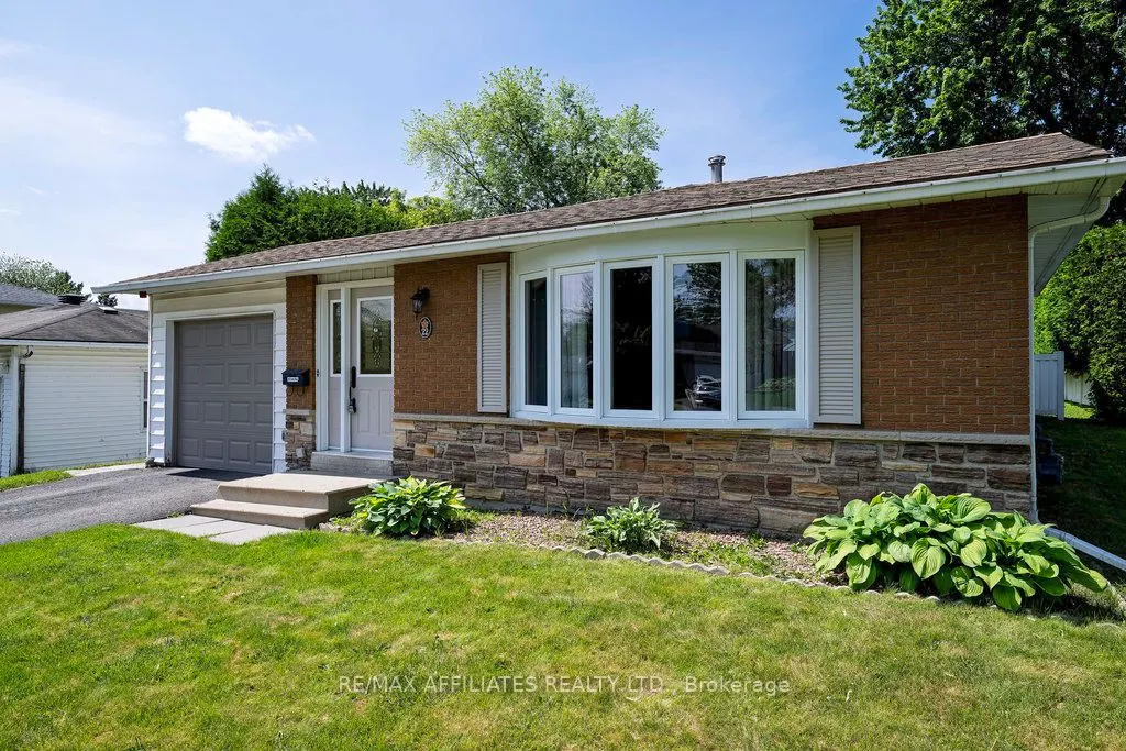 22 Red Maple Crescent