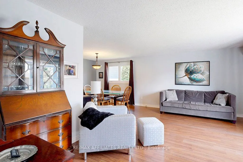 22 Red Maple Crescent