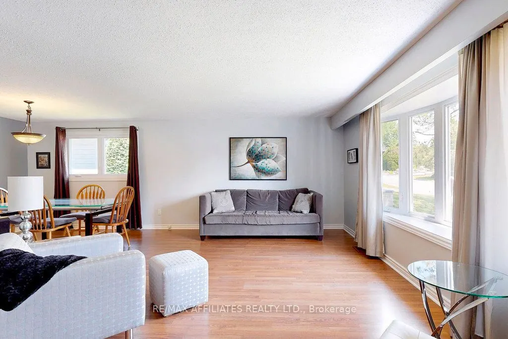 22 Red Maple Crescent