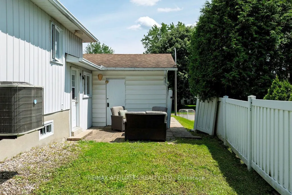 22 Red Maple Crescent