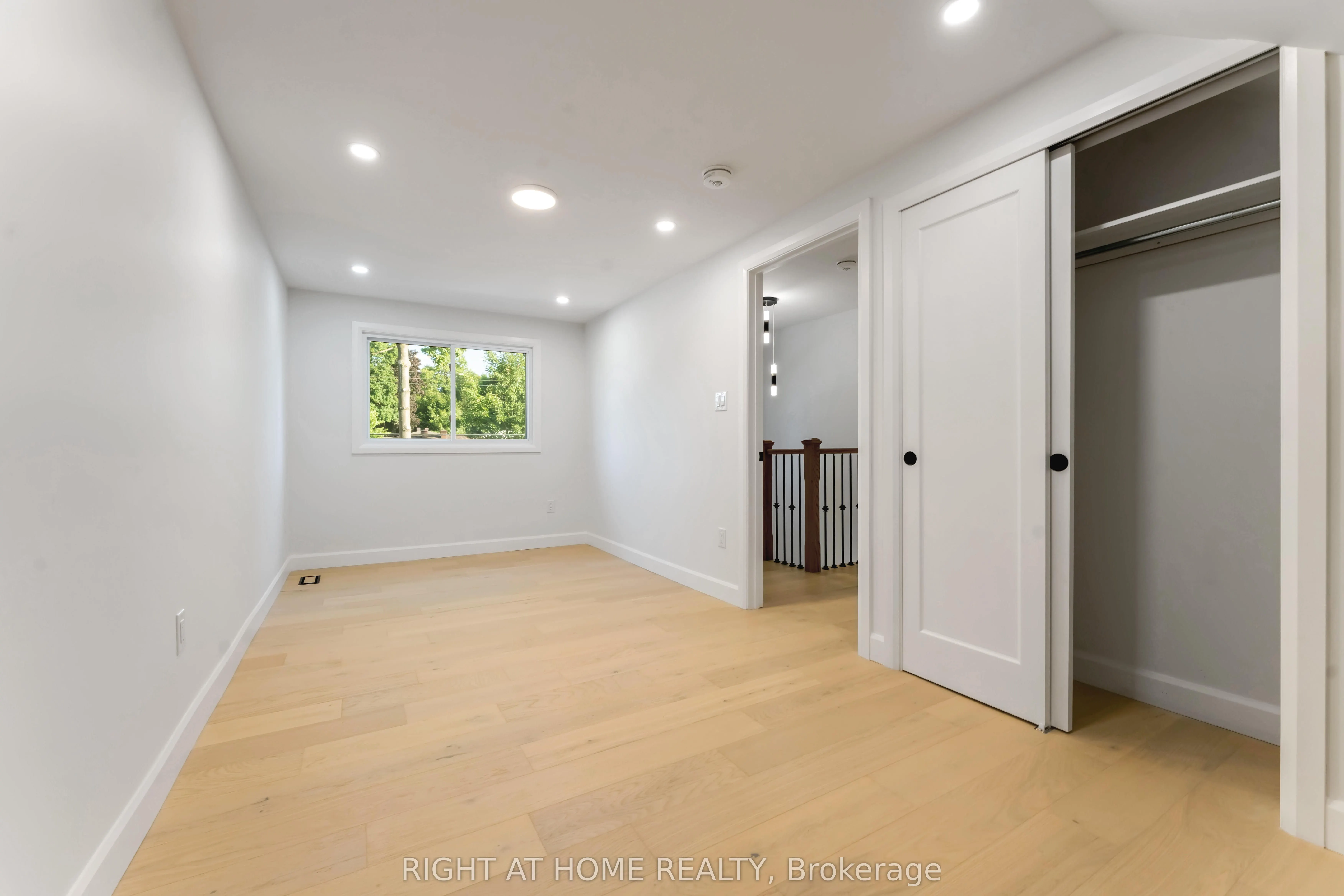 2700 Priscilla Street
