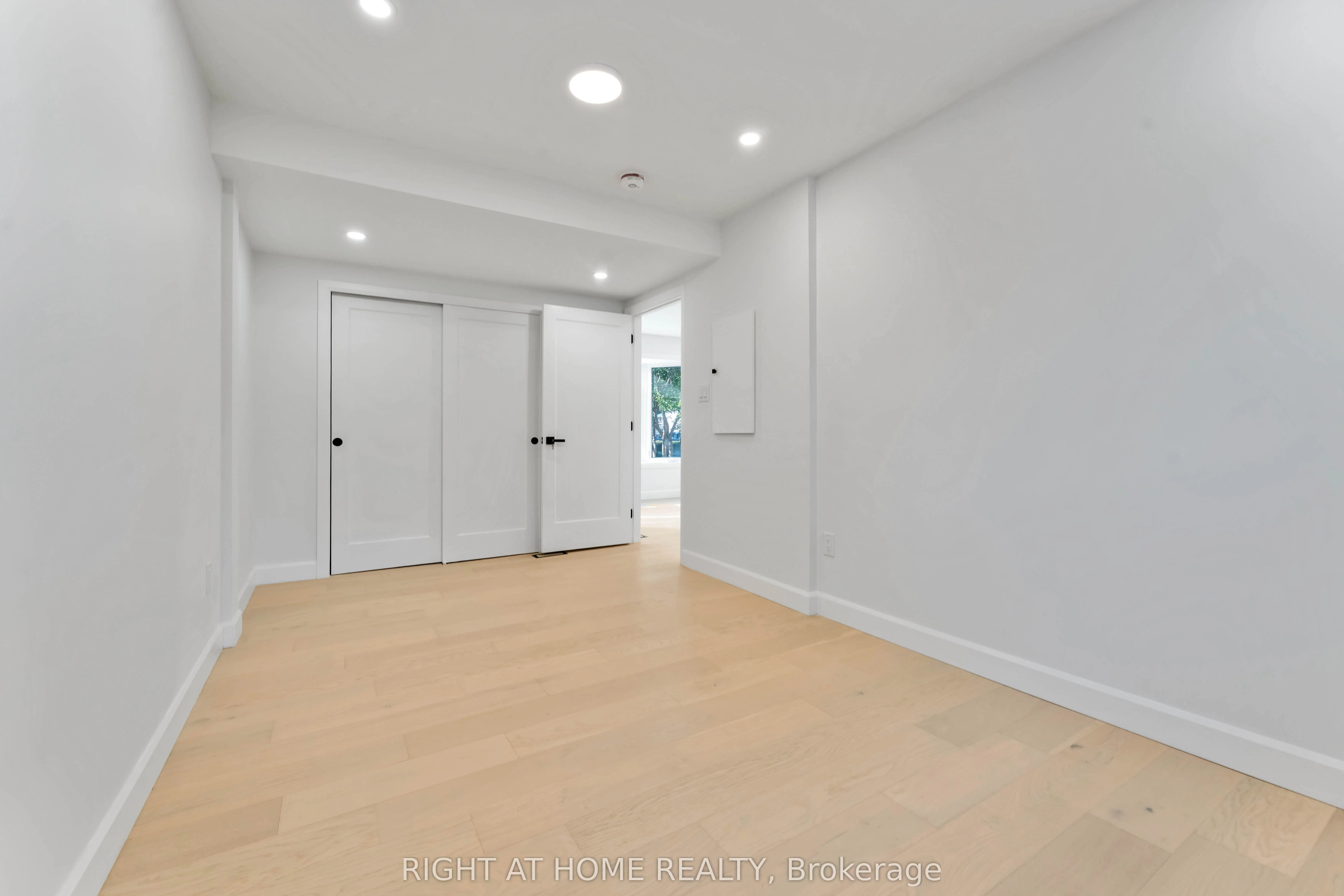 2700 Priscilla Street