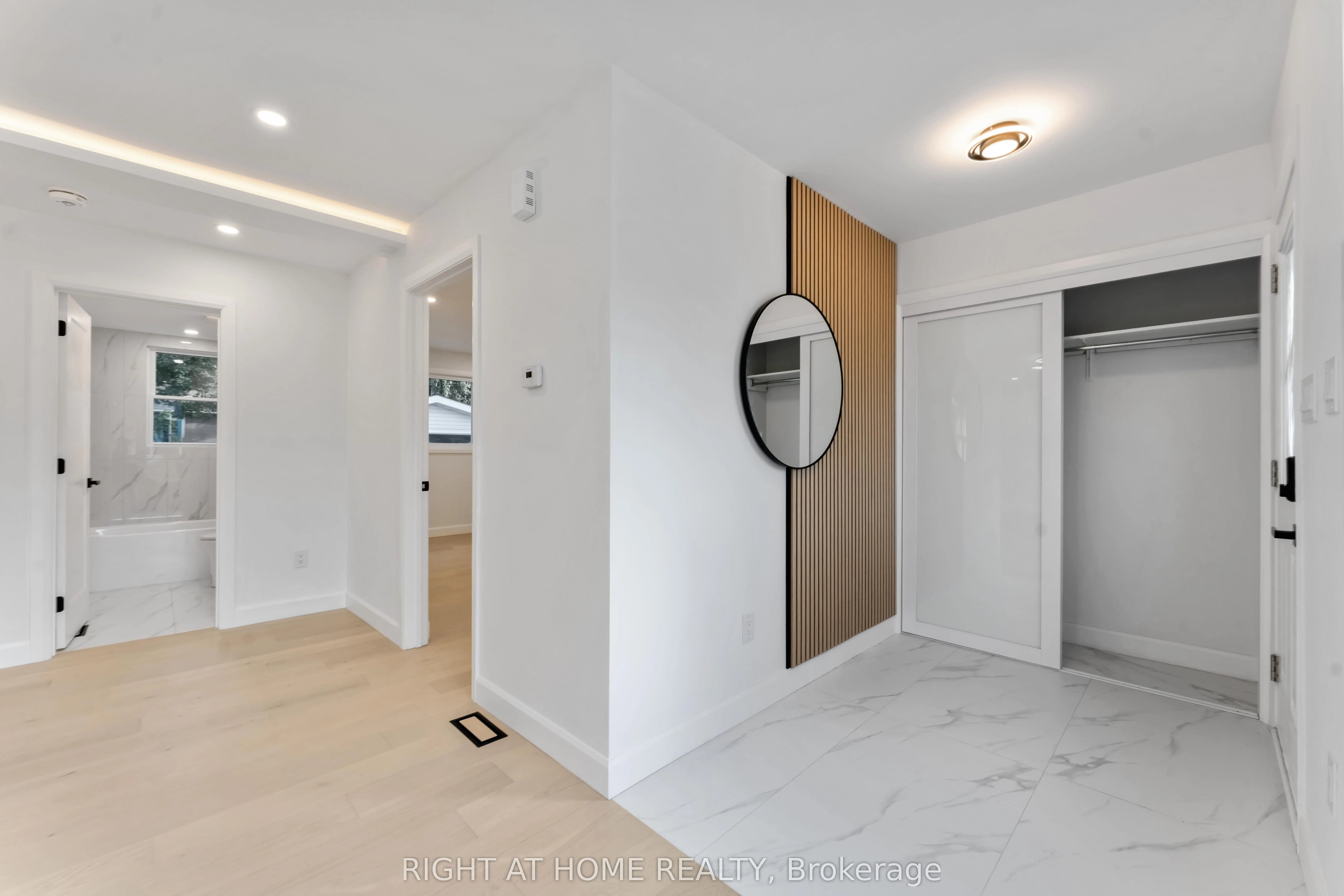 2700 Priscilla Street