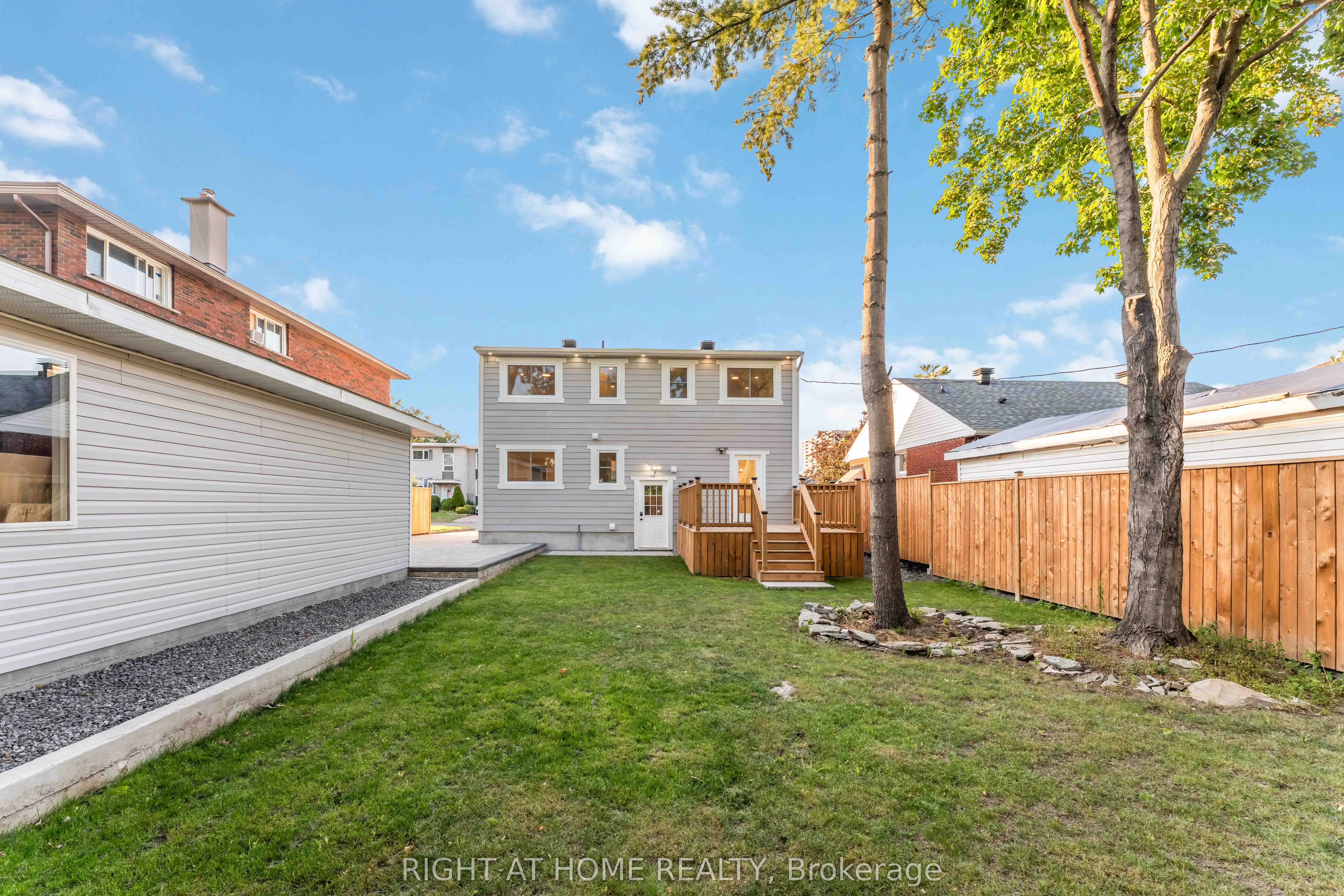 2700 Priscilla Street